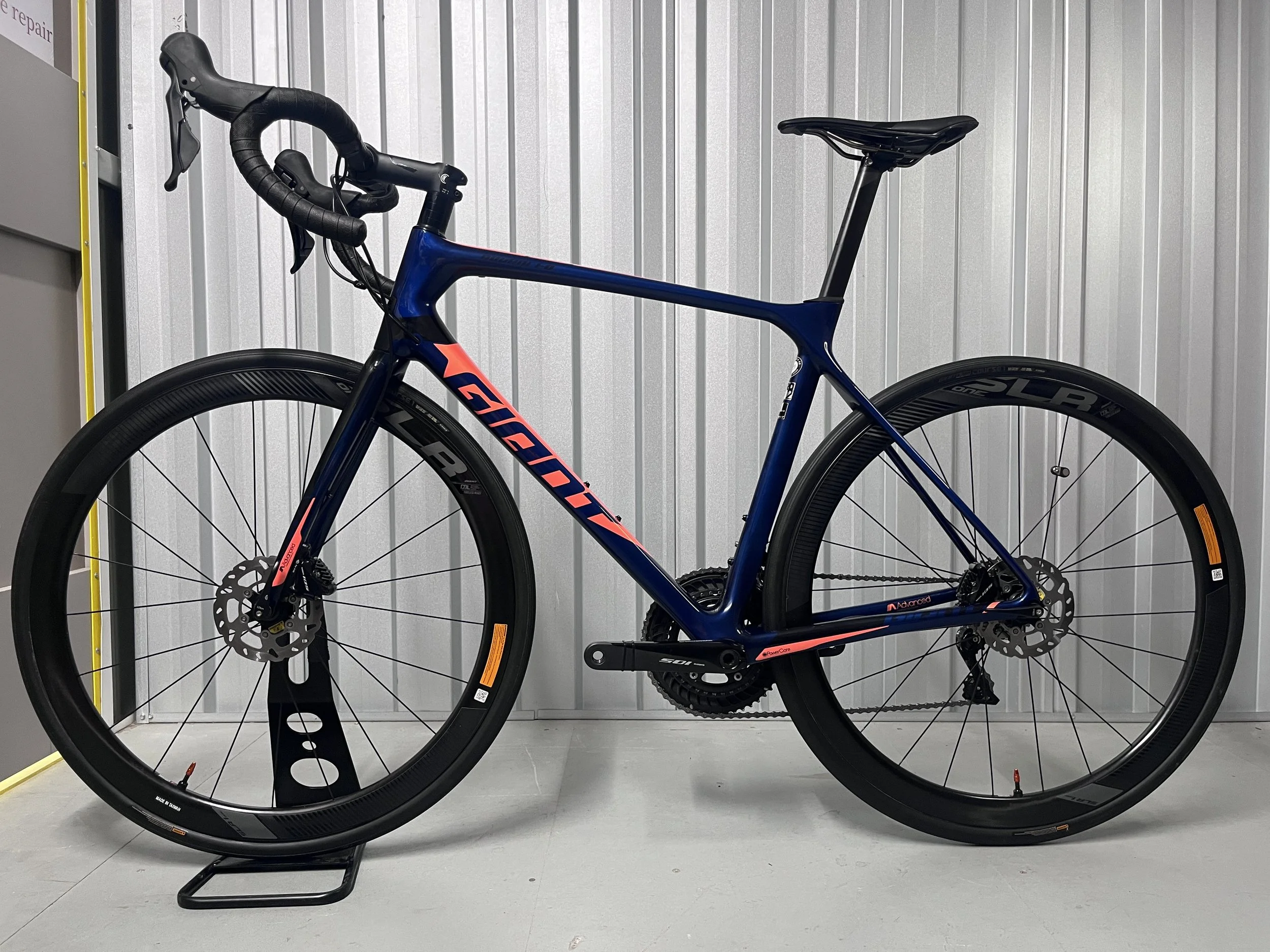 2020 Giant Advanced TCR Pro  2 Full Carbon Road Bike