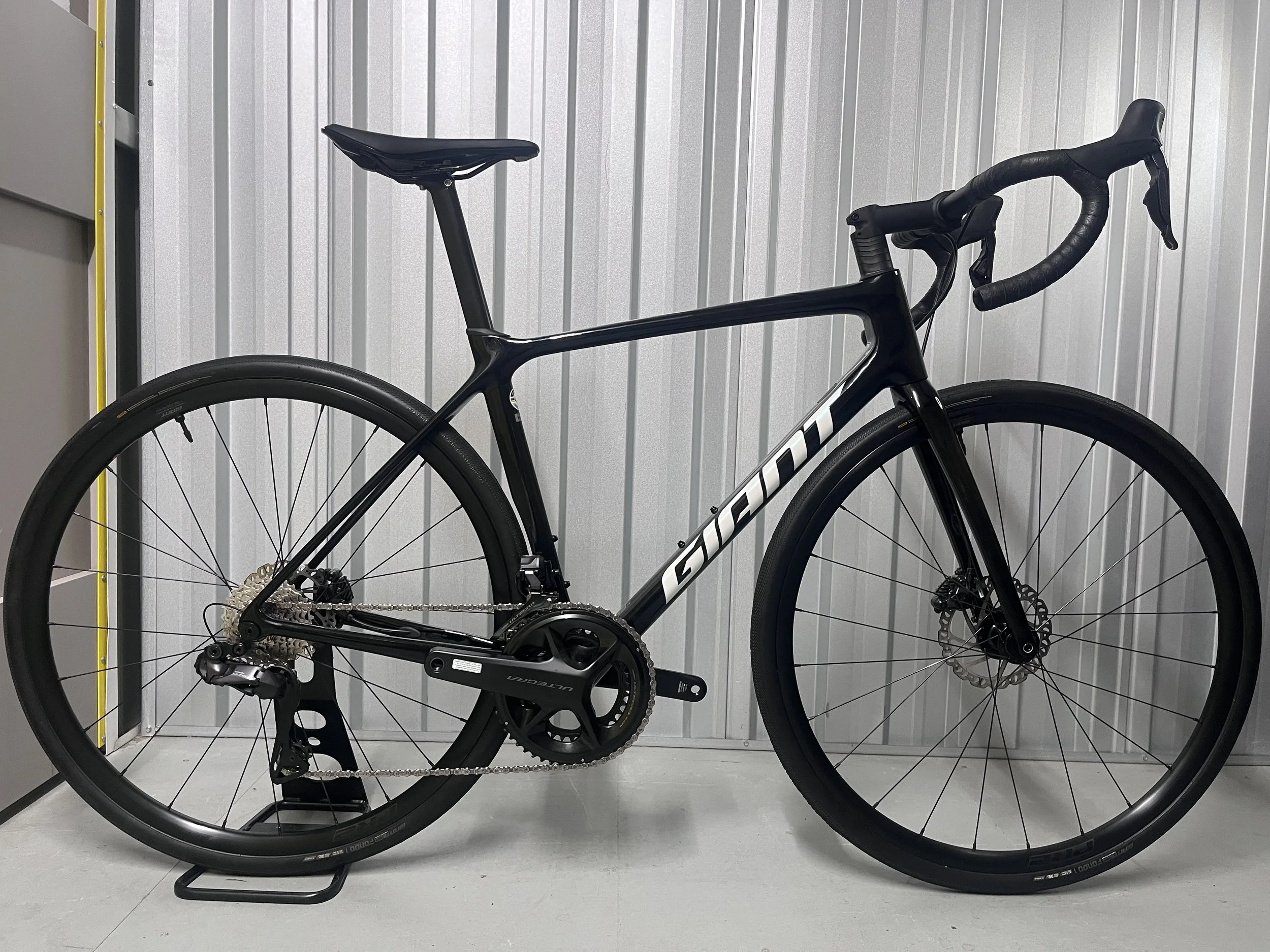 2022 Giant Advanced TCR 0 Disc Full Carbon Road Bike