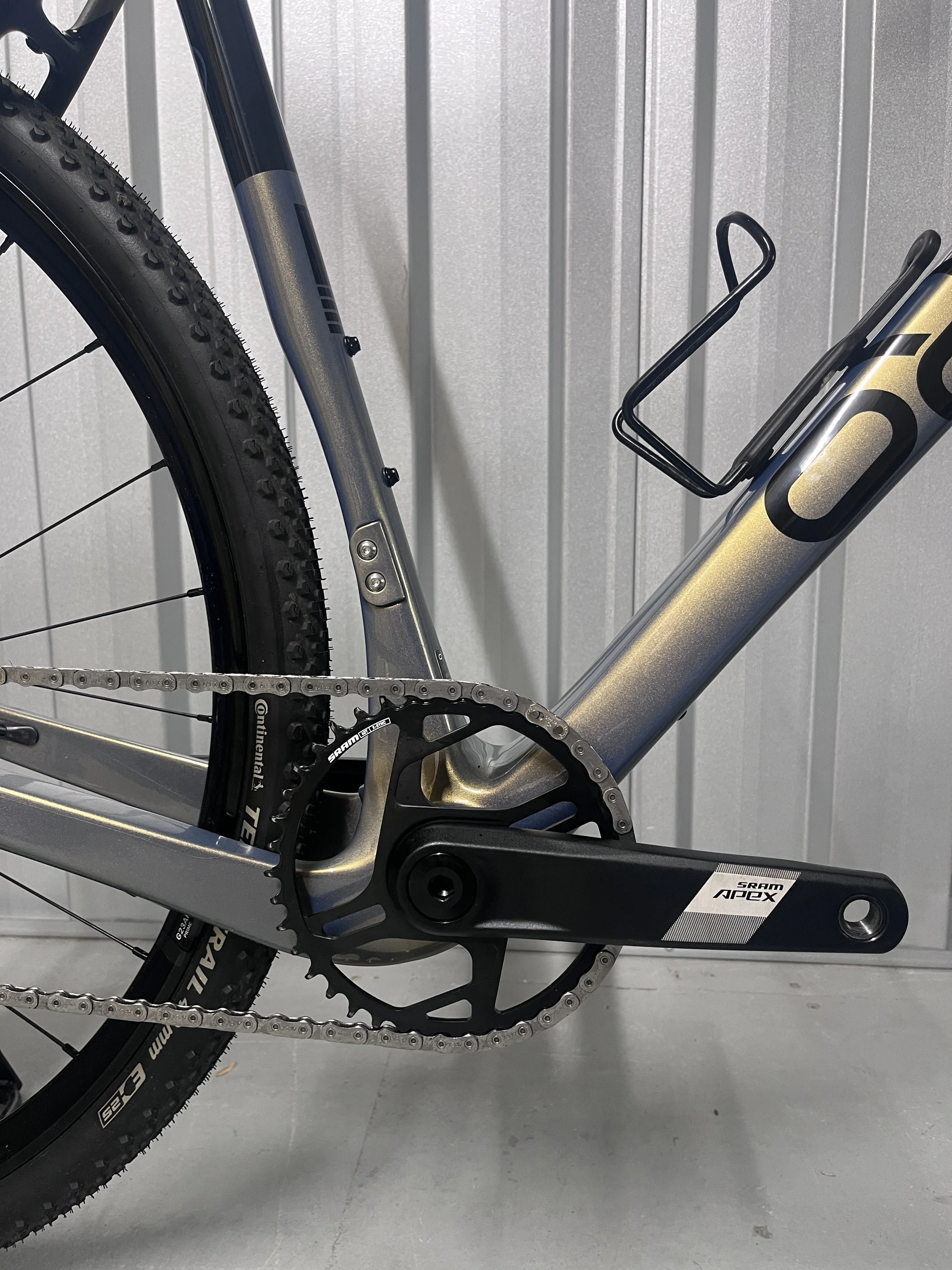 2026 Orro Terra C Apex AXS Full Carbon Road Bike