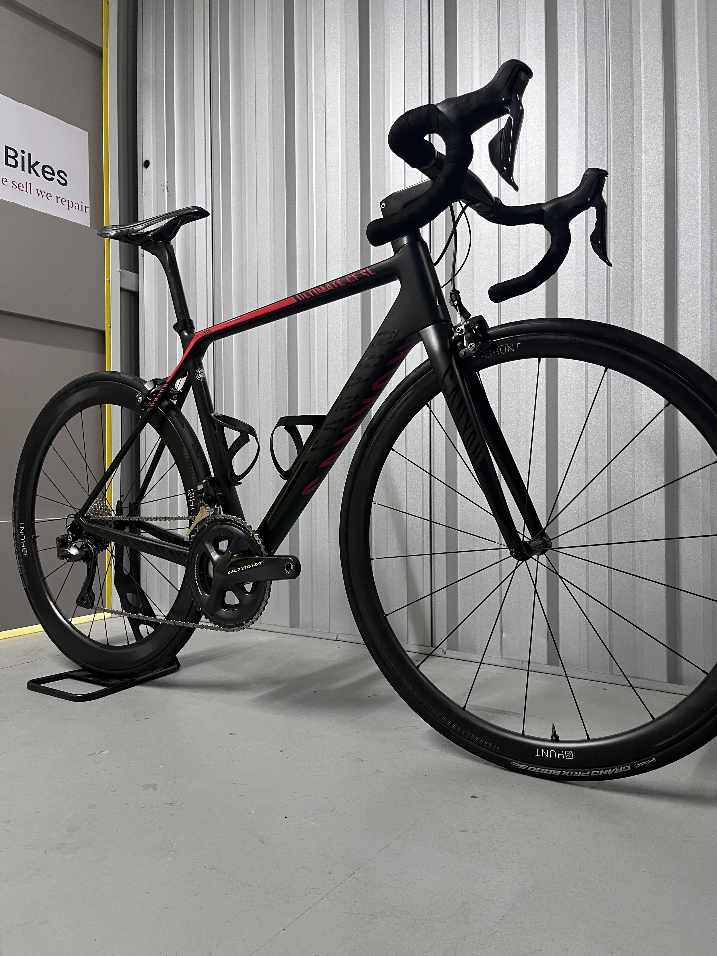 Canyon F10 Ultimate CF SL Ultegra Di2 Full Carbon Road Bike
