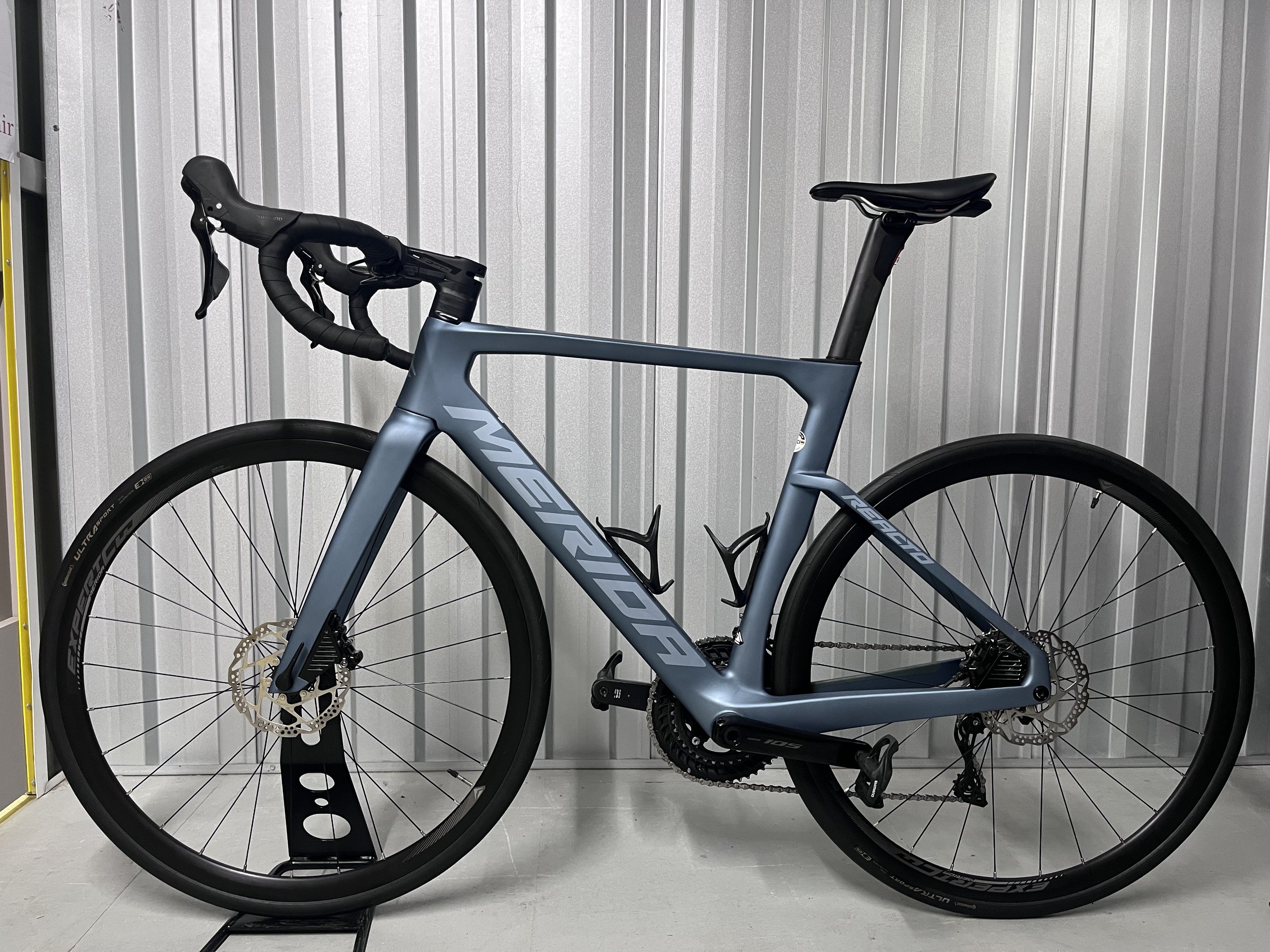 Merida Reacto 4000 Full Carbon Road Bike