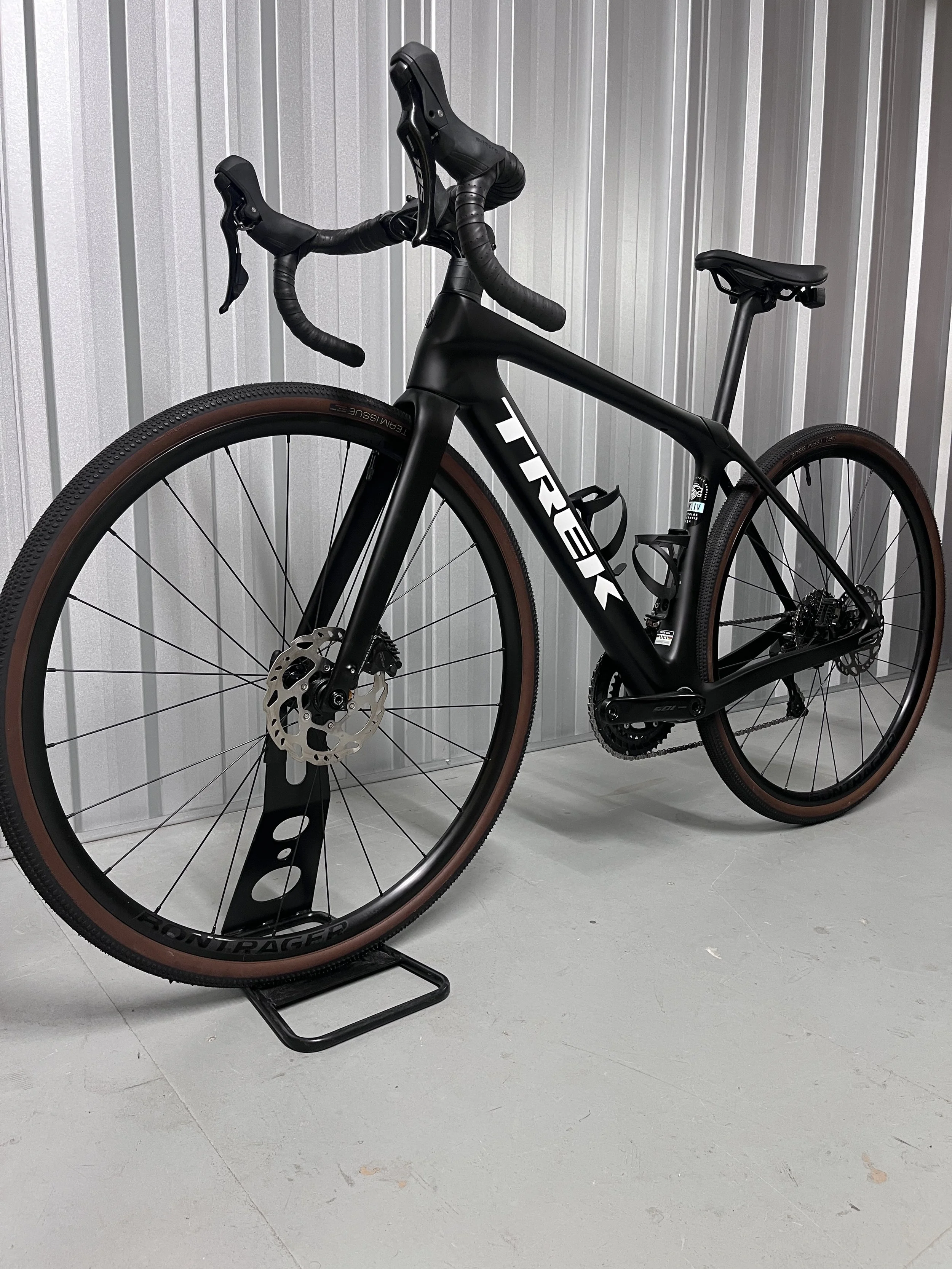 2025 Trek Domane SL5 Gen 4 Full Carbon Road Bike