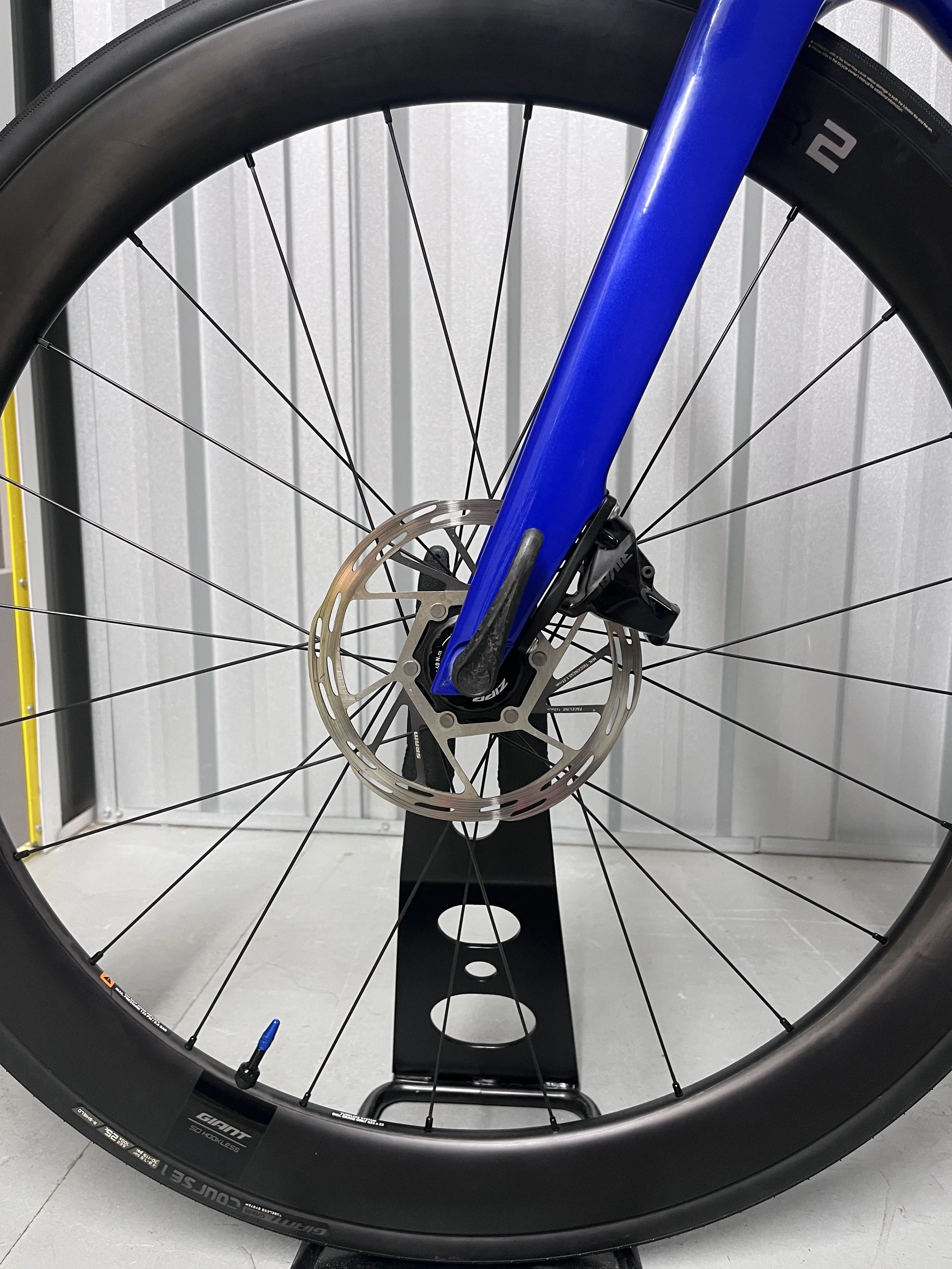 2024 Giant Propel Advanced 1 SRAM Rival M/L Full Carbon Road Bike