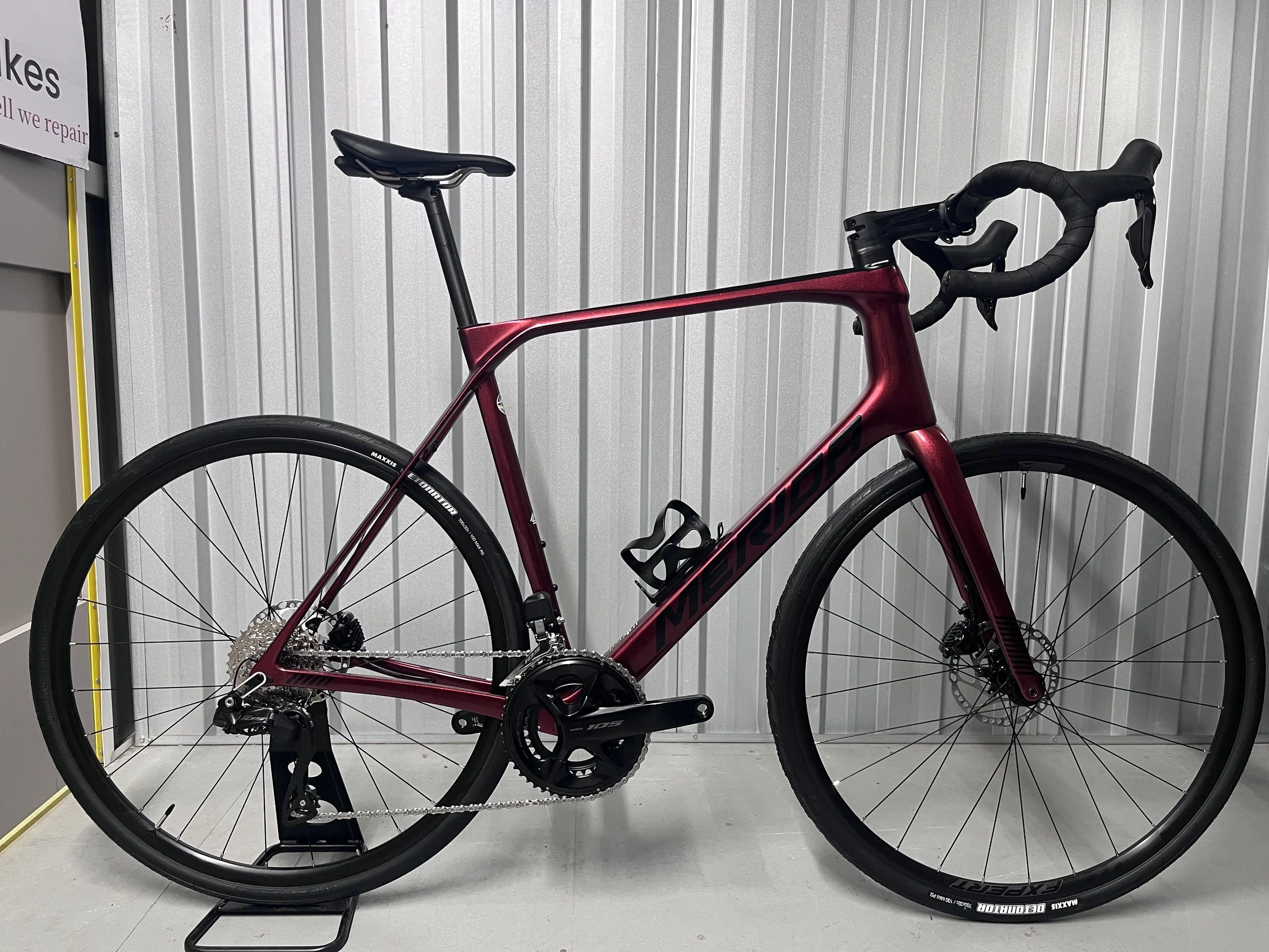 2024 Merida Scultura Endurance 6000 105 Di2 Full Carbon Road Bike