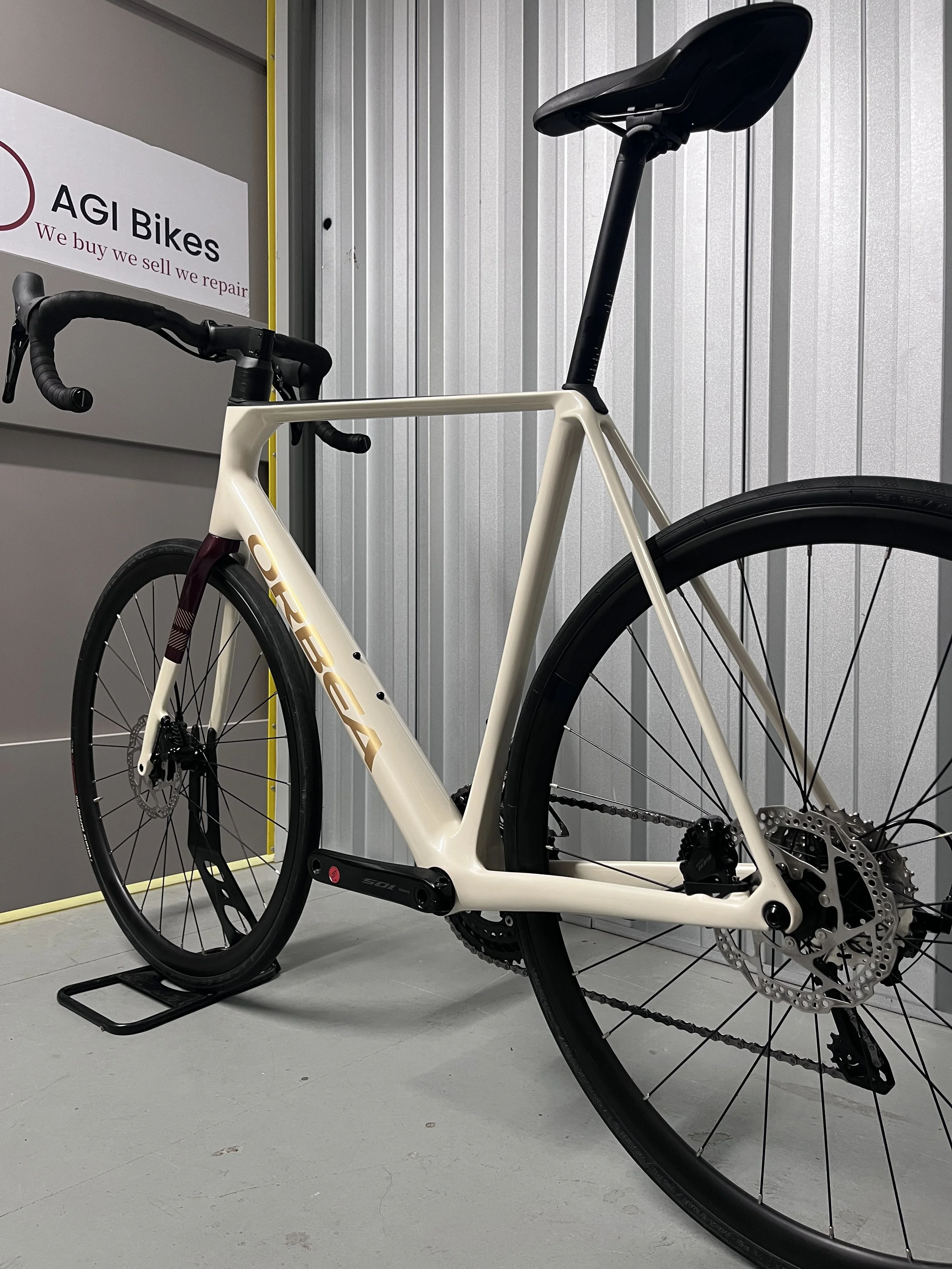 2024 Orbea Orca M30 Full Carbon Road Bike