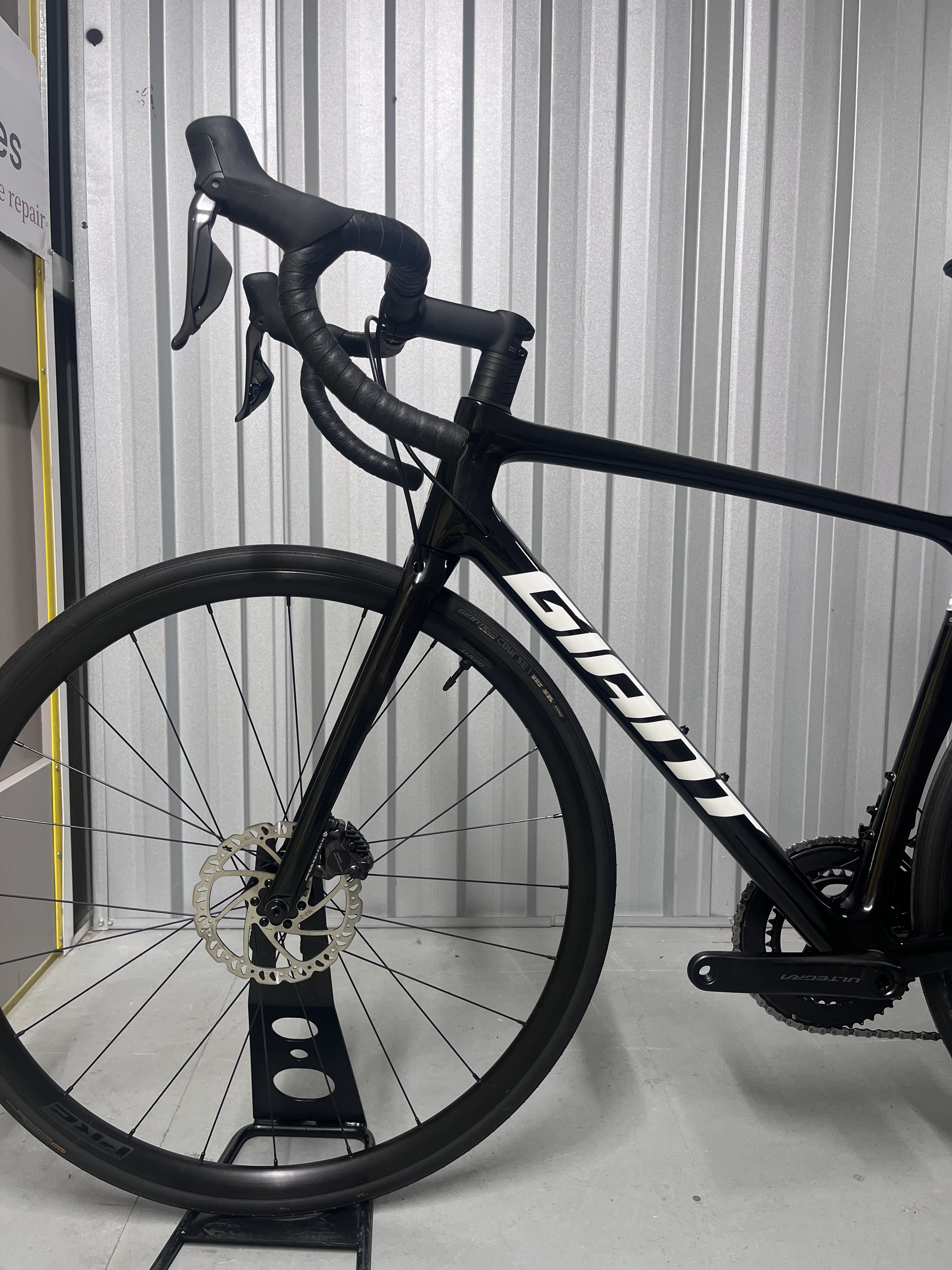 Giant Advanced TCR 0 Disc Ultegra DI2 Full Carbon Road Bike