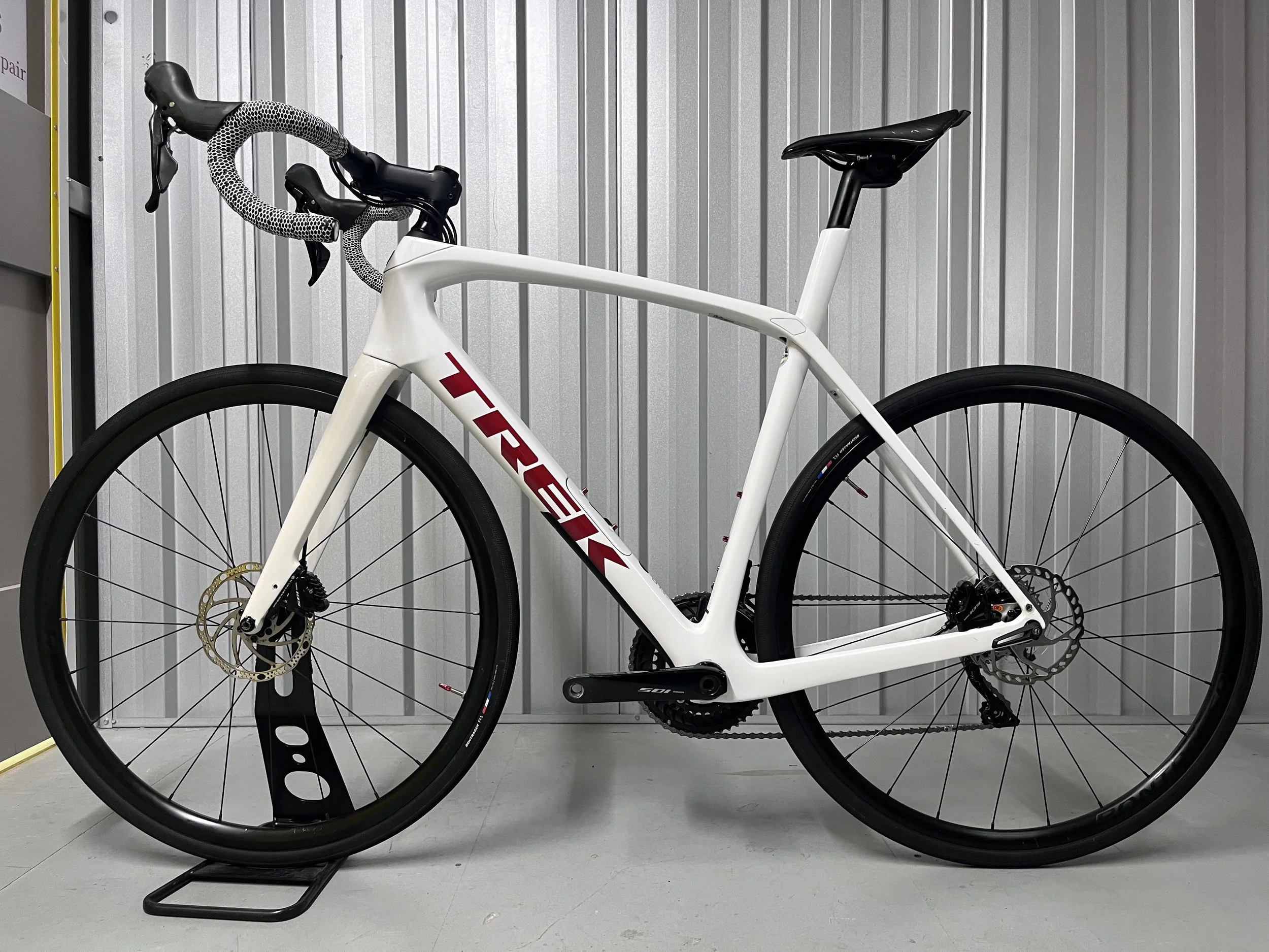 2021 Trek Domane SL5 Full Carbon Road Bike