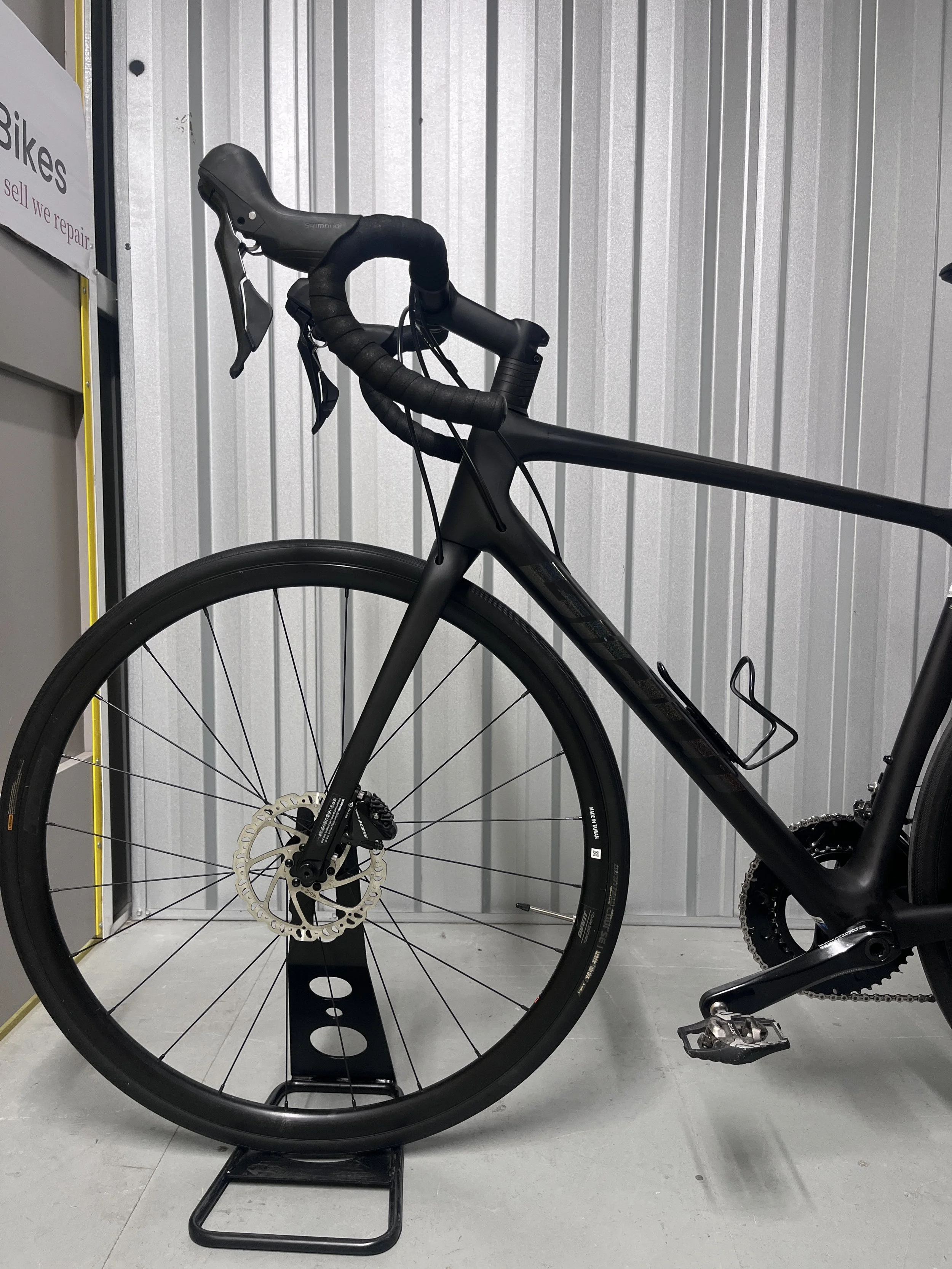 Giant TCR Advanced 2 Full Carbon Road Bike