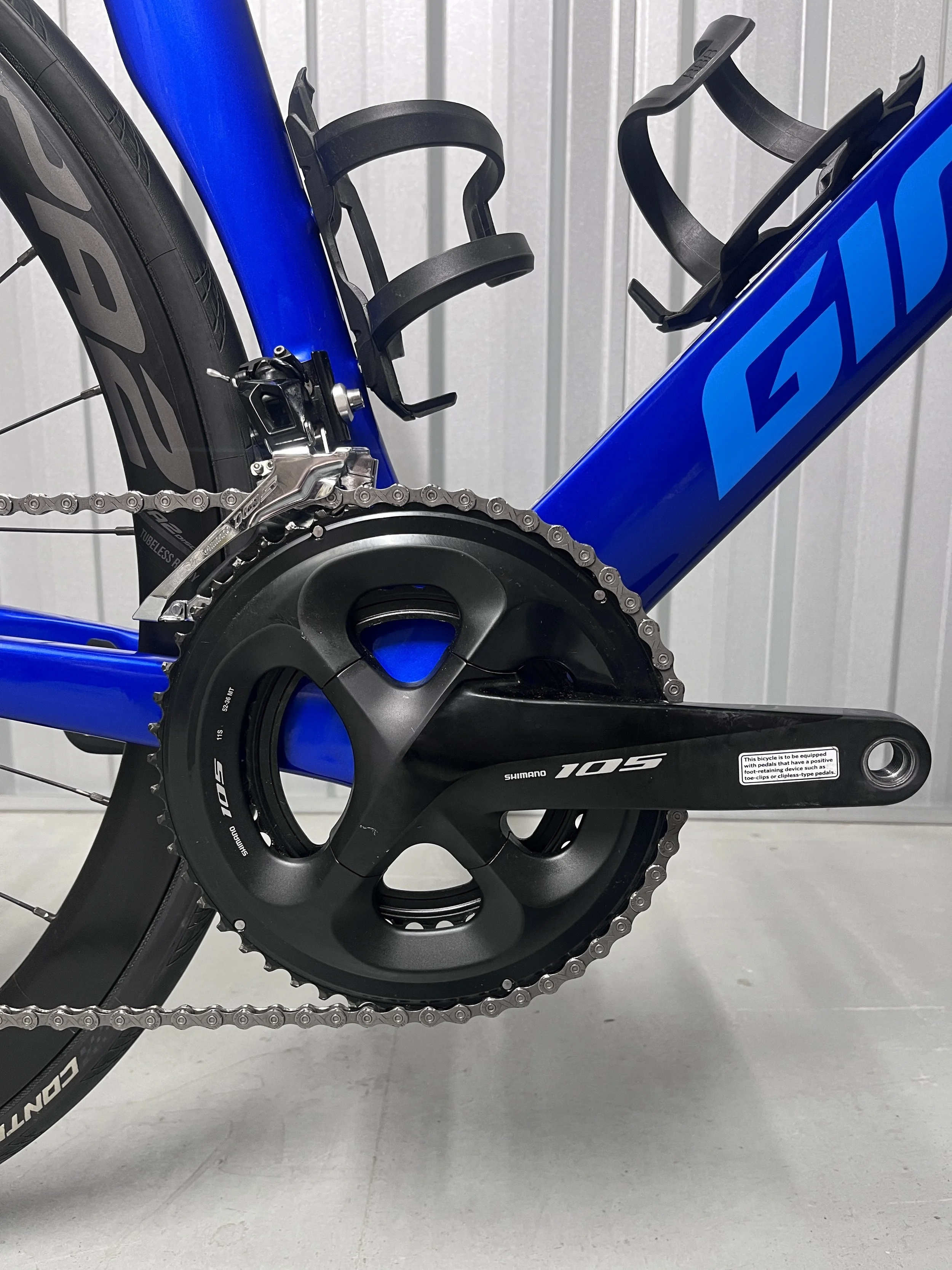 2020 Giant Propel Advanced 2 Disc Full Carbon Road Bike