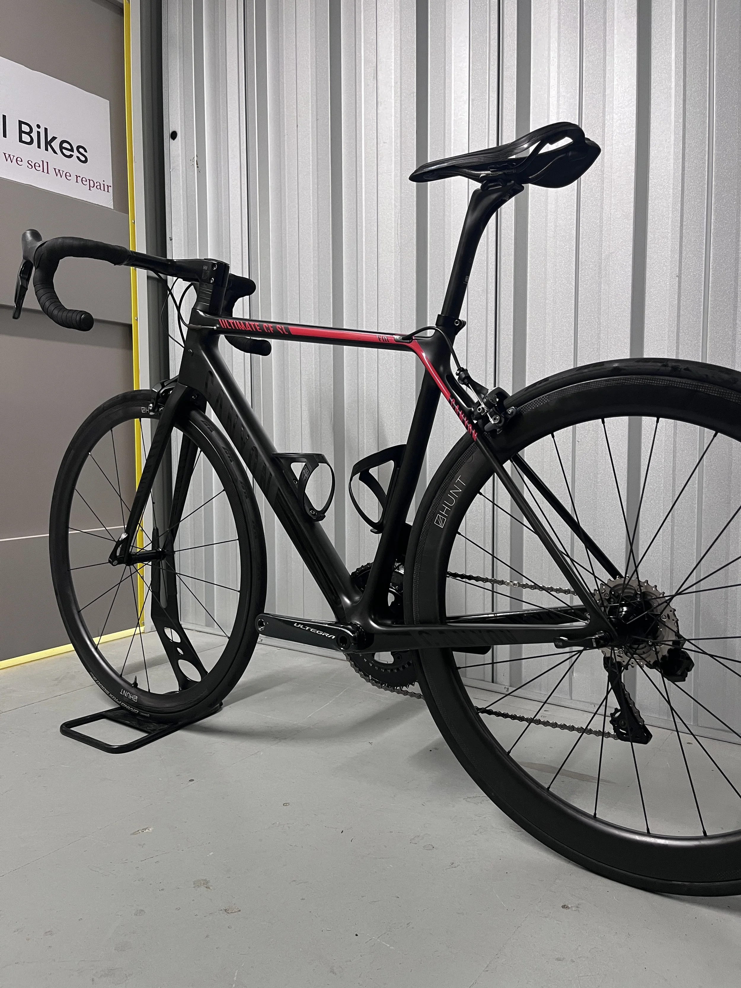 Canyon F10 Ultimate CF SL Ultegra Di2 Full Carbon Road Bike