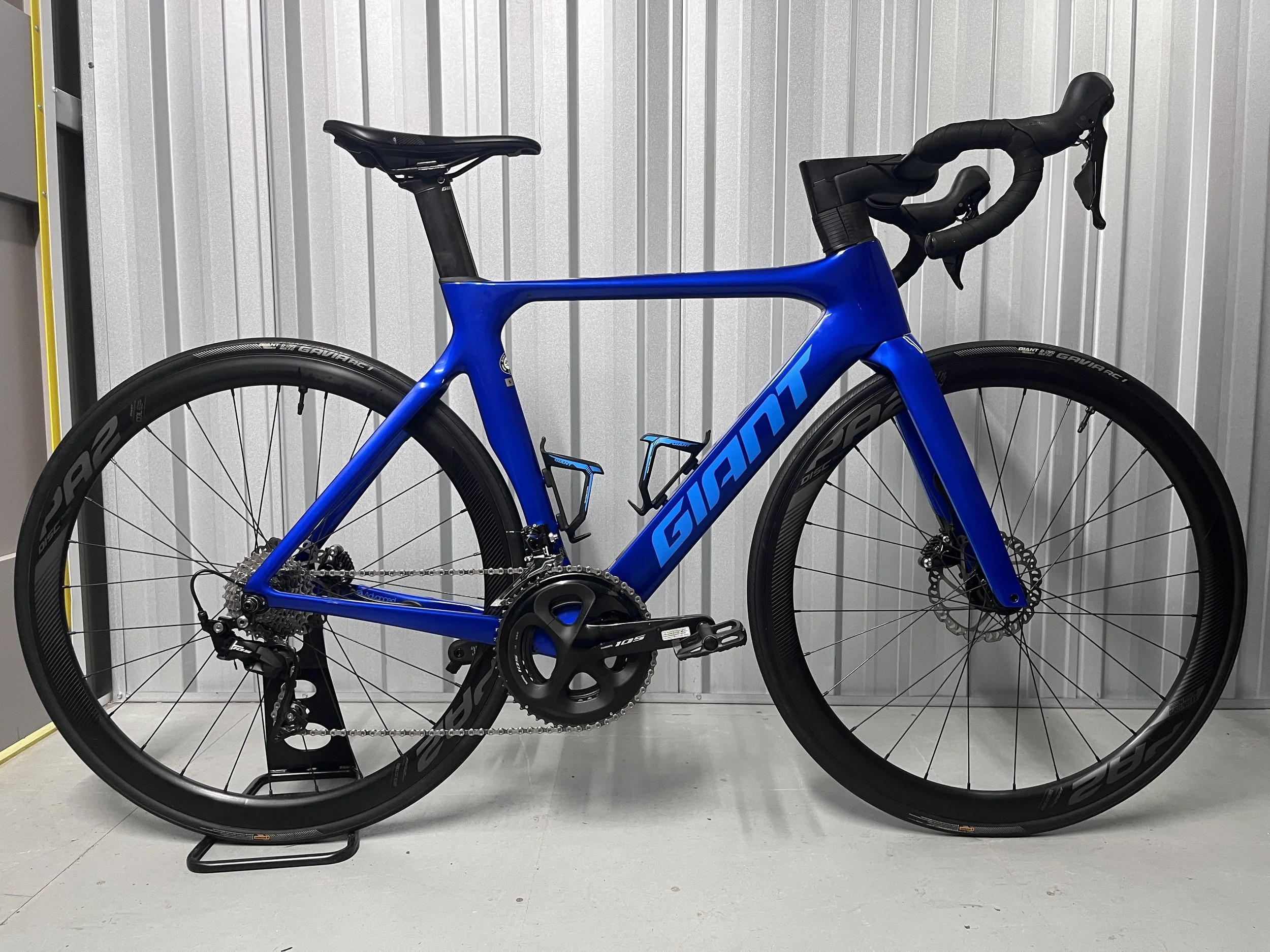 2020 Giant Propel Advanced 2 Full Carbon Road Bike