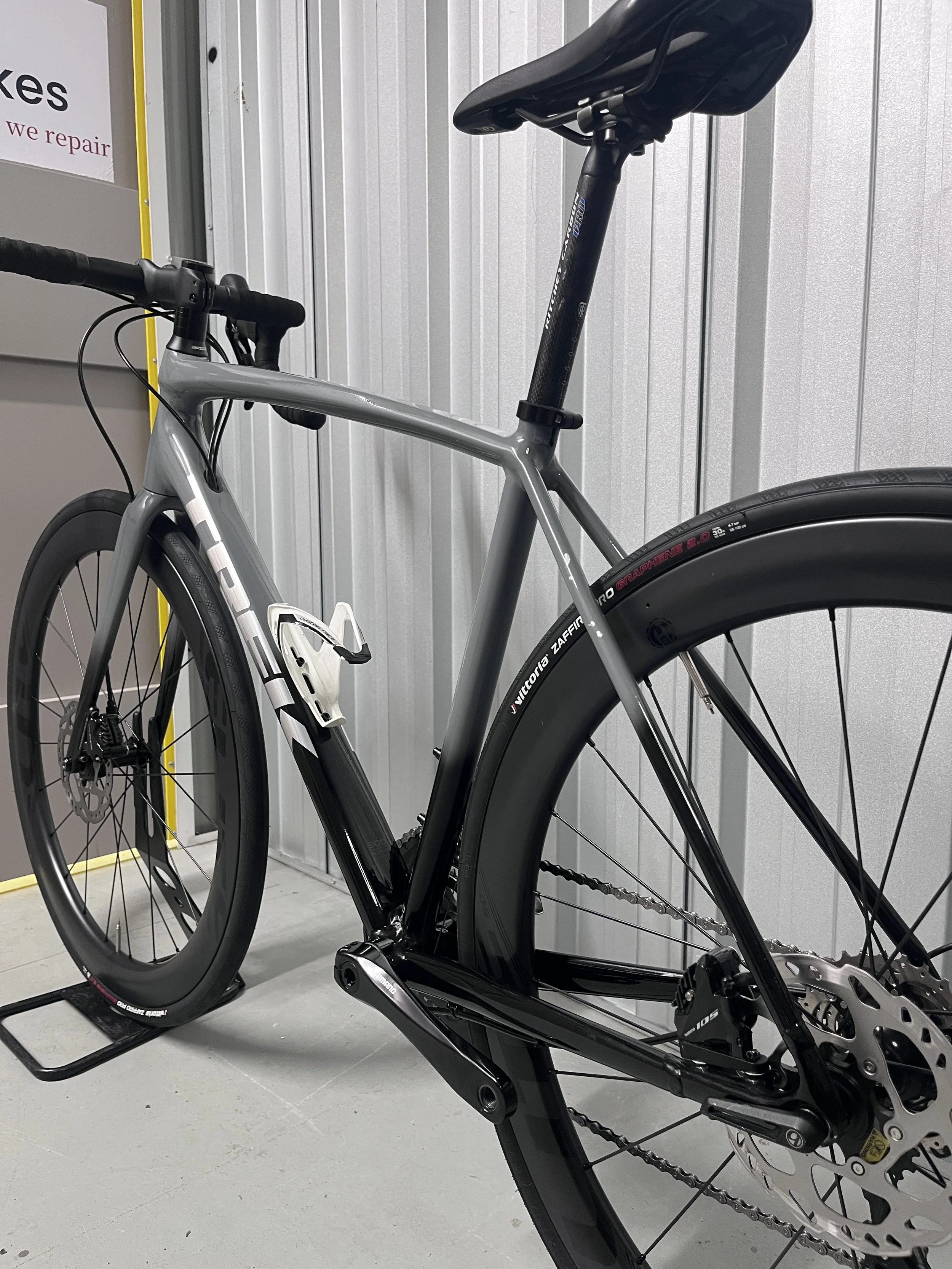 2021 Trek Emonda ALR 5 Road Bike
