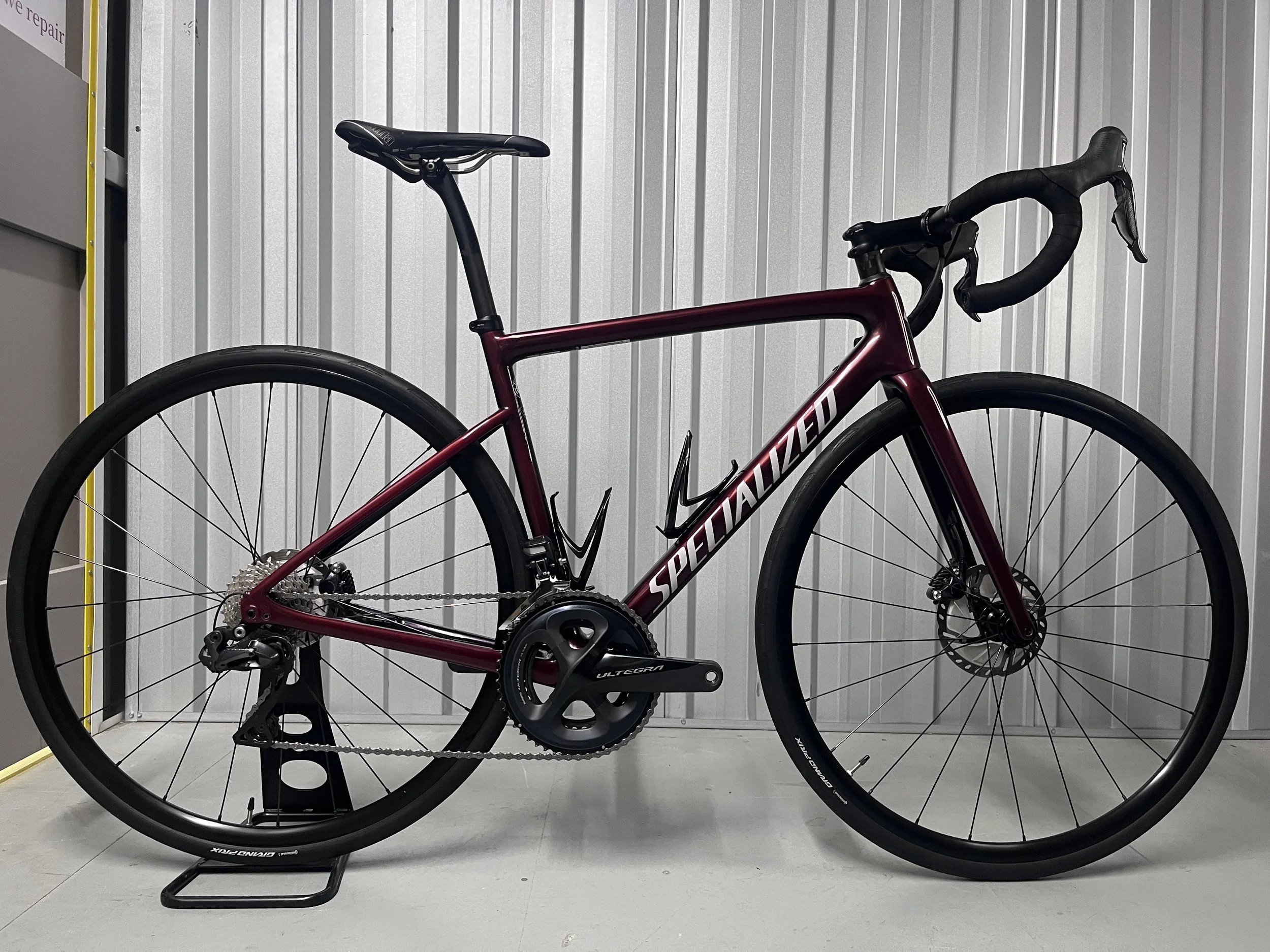 2020 Specialized Tarmac SL6 Disc Comp-Ultegra Di2 Full Carbon Road Bike