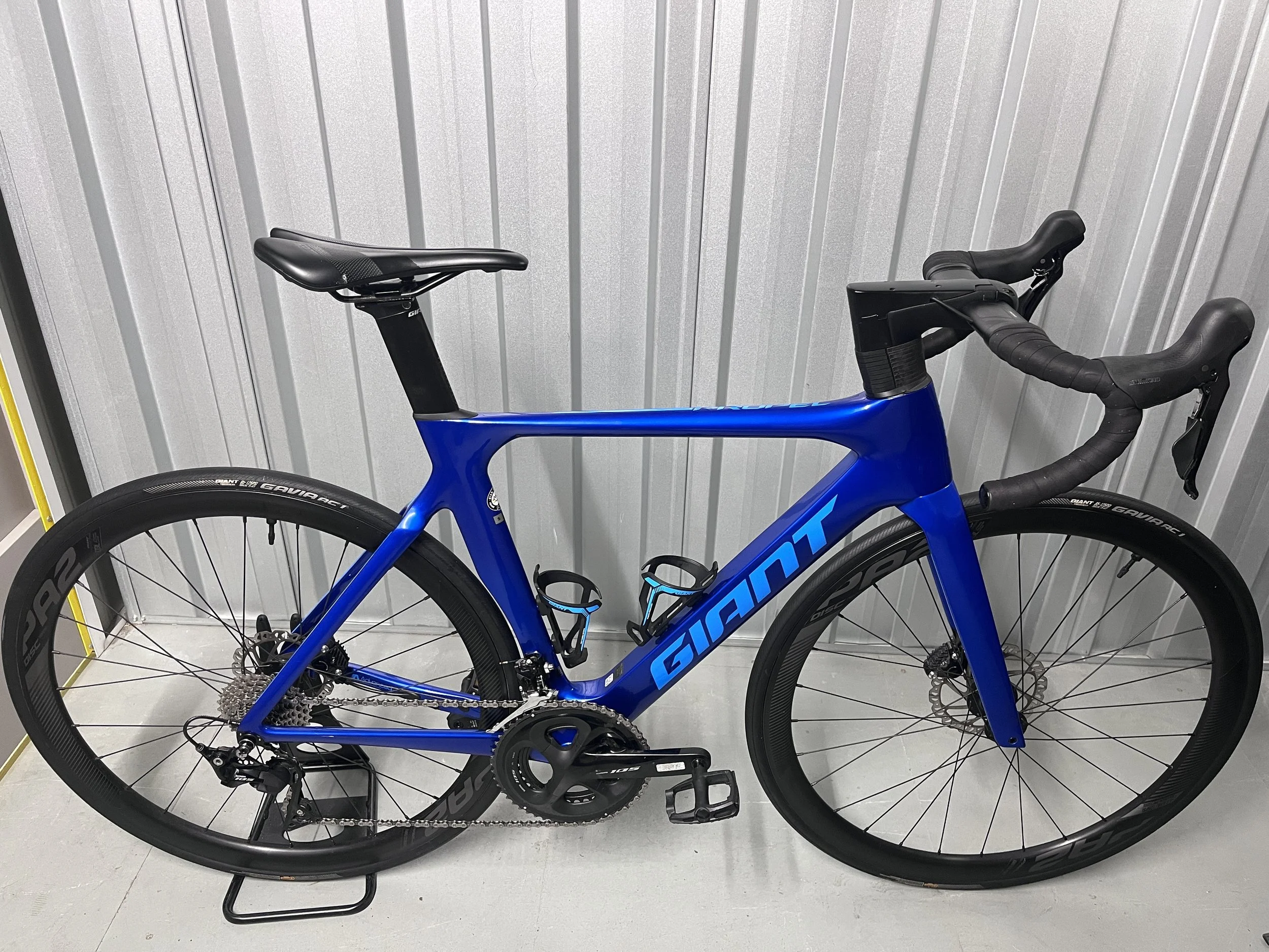 2020 Giant Propel Advanced 2 Full Carbon Road Bike