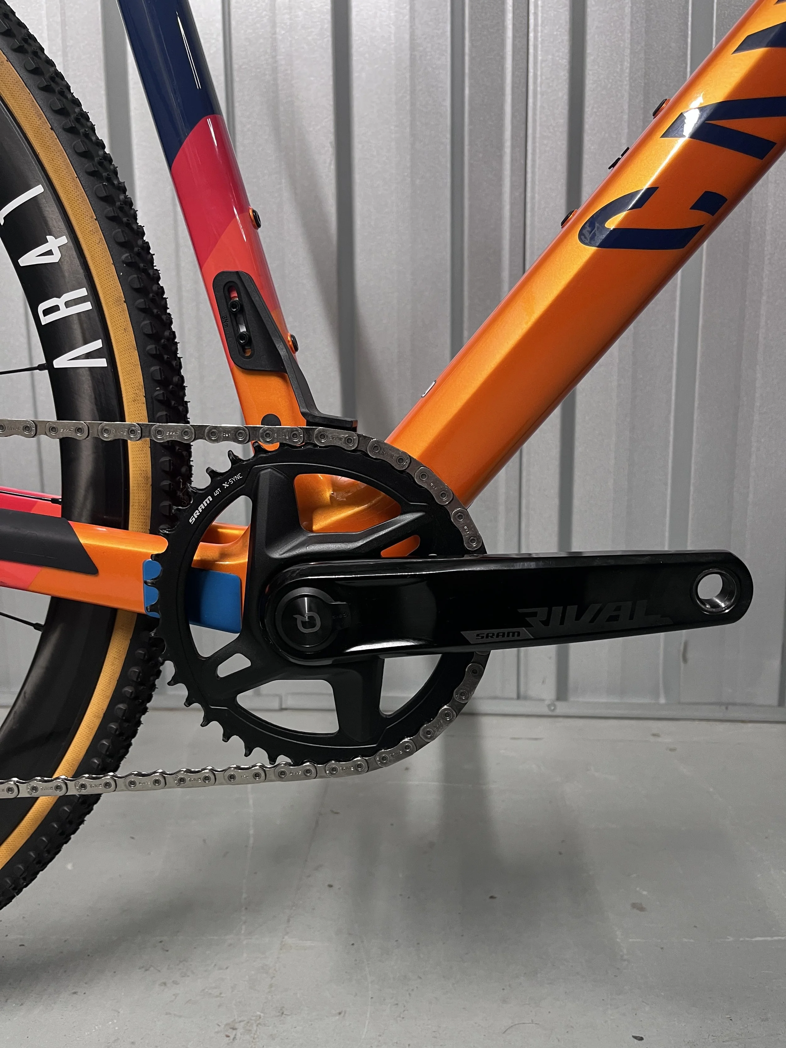 2022 Canyon Inflite CF SL8 SRAM RIVAL AXS Full Carbon Gravel Bike