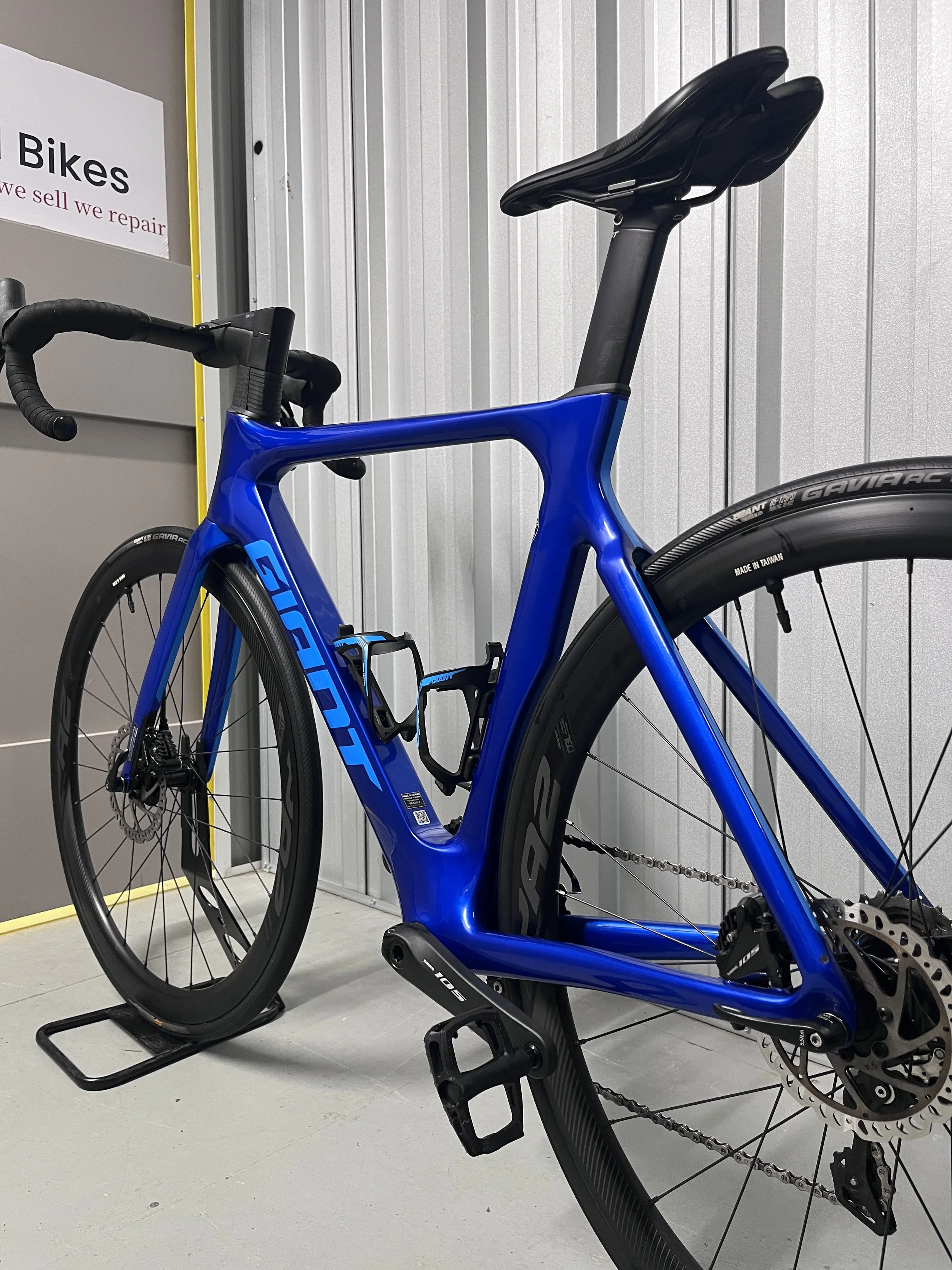 2020 Giant Propel Advanced 2 Full Carbon Road Bike