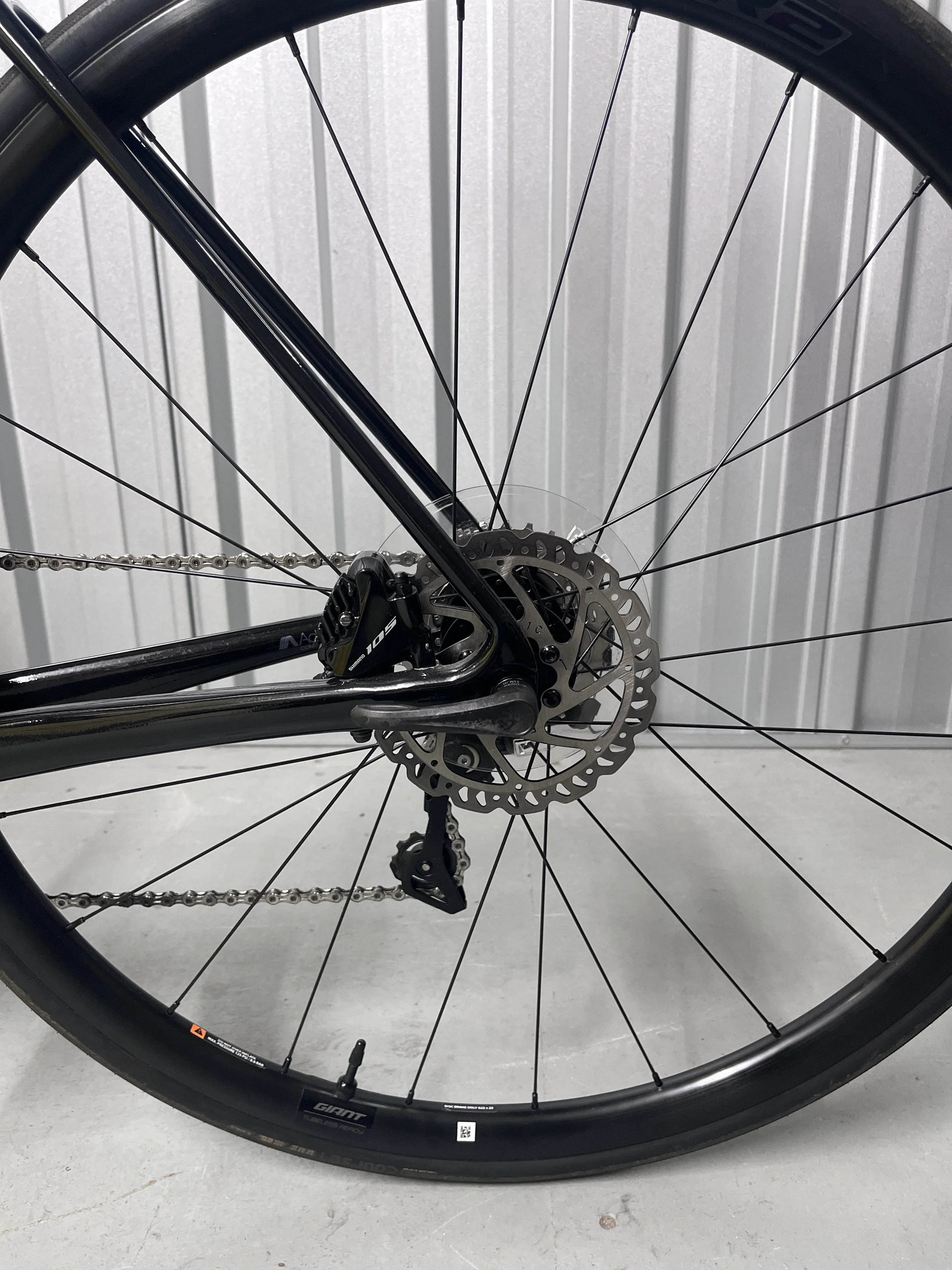 Giant TCR Advanced 2 Full Carbon Road Bike