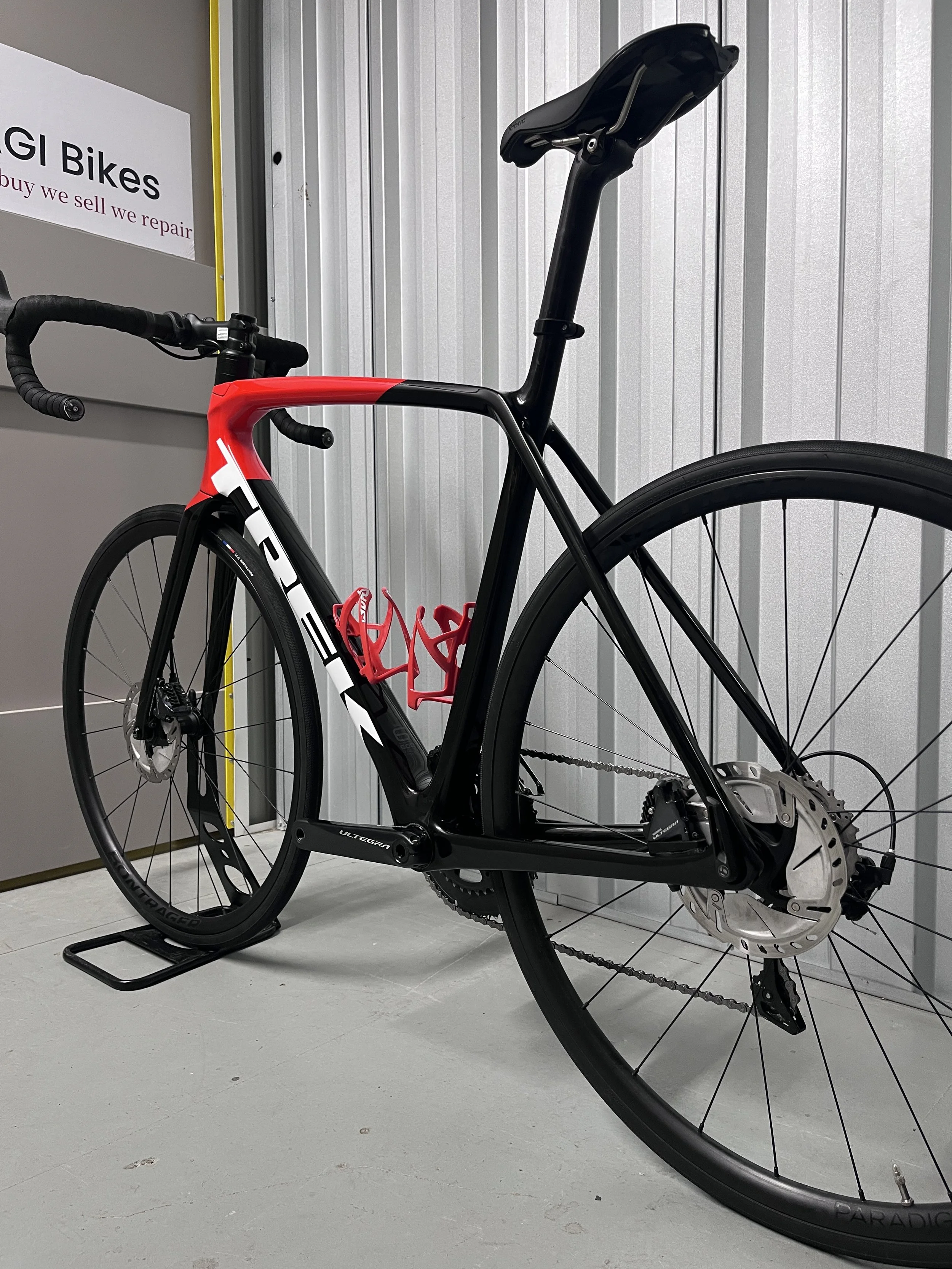 2022 Trek Émonda SL6 Disc Full Carbon Road Bike