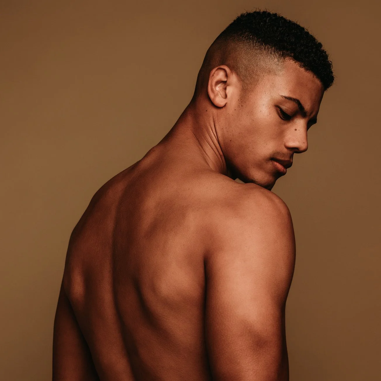 male waxed smooth back