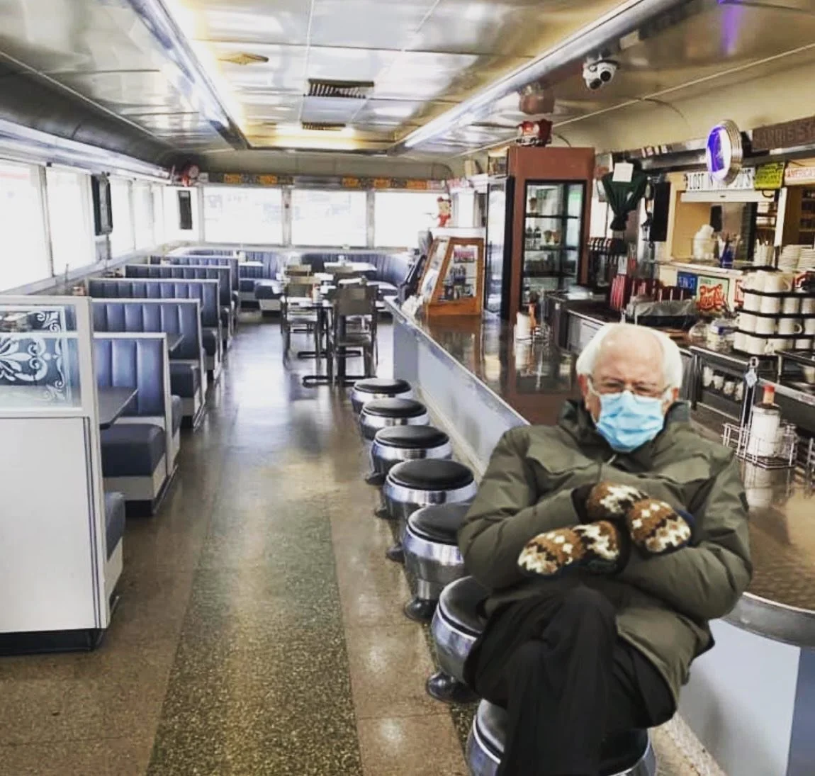 Early this morning we had a special visitor!!

Despite the pose, he really did enjoy his East Shore Diner breakfast! 😂

#sitwithbernie #berniememes #dinerhumor #dinersofpa #harrisburgpa #eastshorediner
