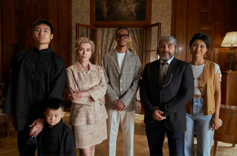 Panel of Experts: A Therapeutic Improv Game for Shifting Perspective