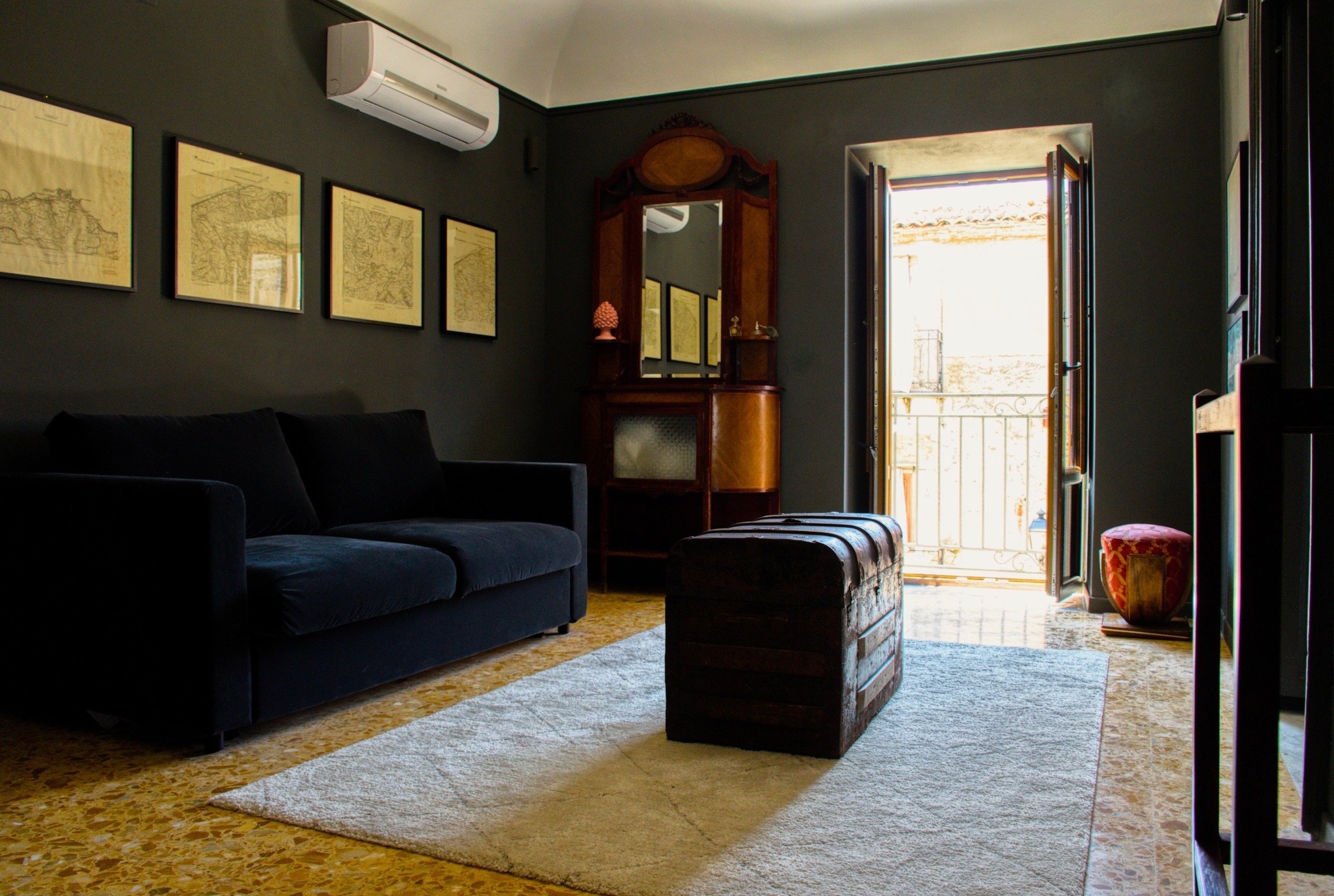 5 Second floor sitting room_4 EDIT.jpeg