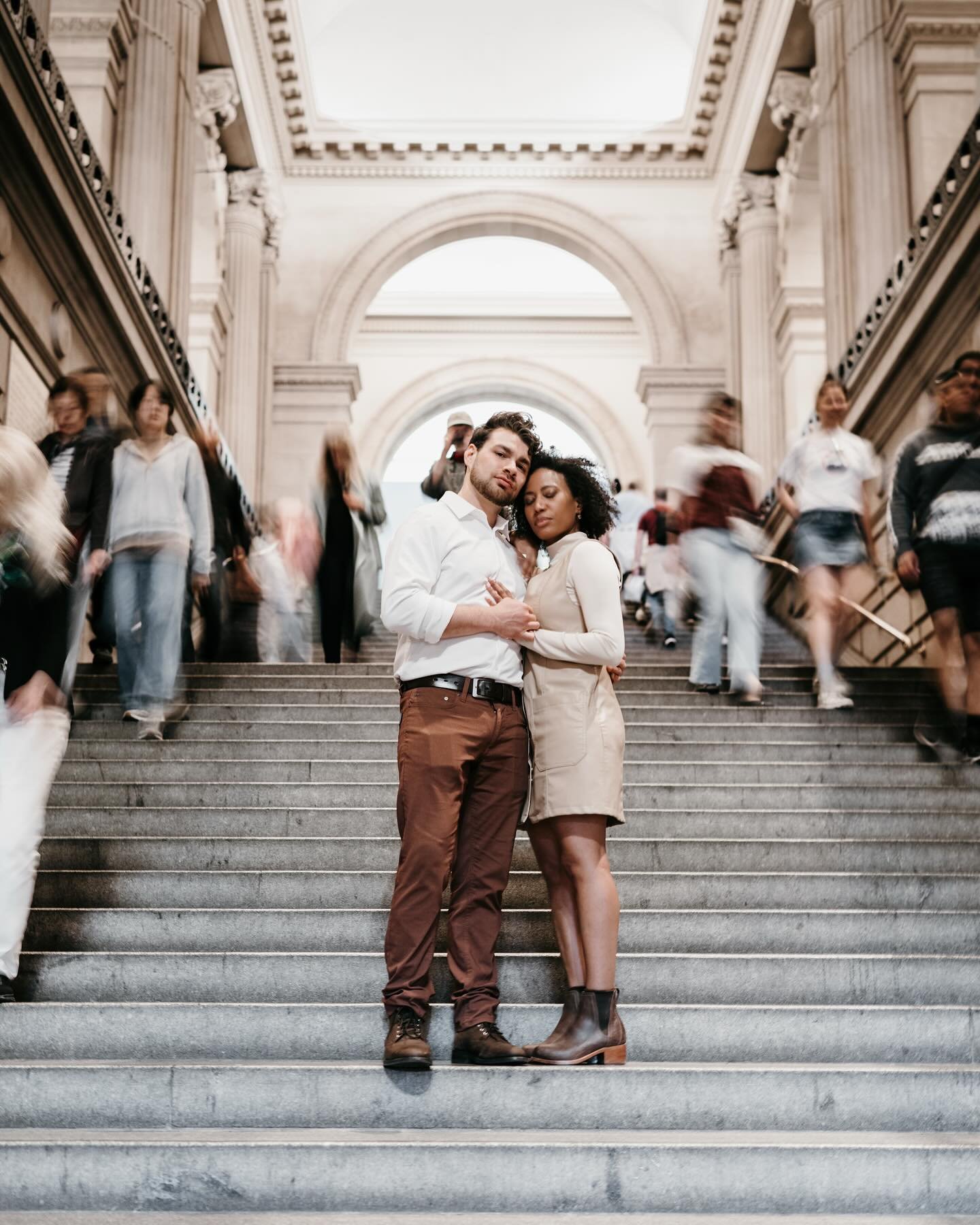 POV: You ask the artist to capture your engagement session at the Metropolitan Museum of Art. 
:
Ashley &amp; Hans / 8.9.2025 💍
:
Can&rsquo;t wait to document these lovebirds wedding this summer 🤍
:
:
:
#metropolitanmuseumofart #nycengagementphotog