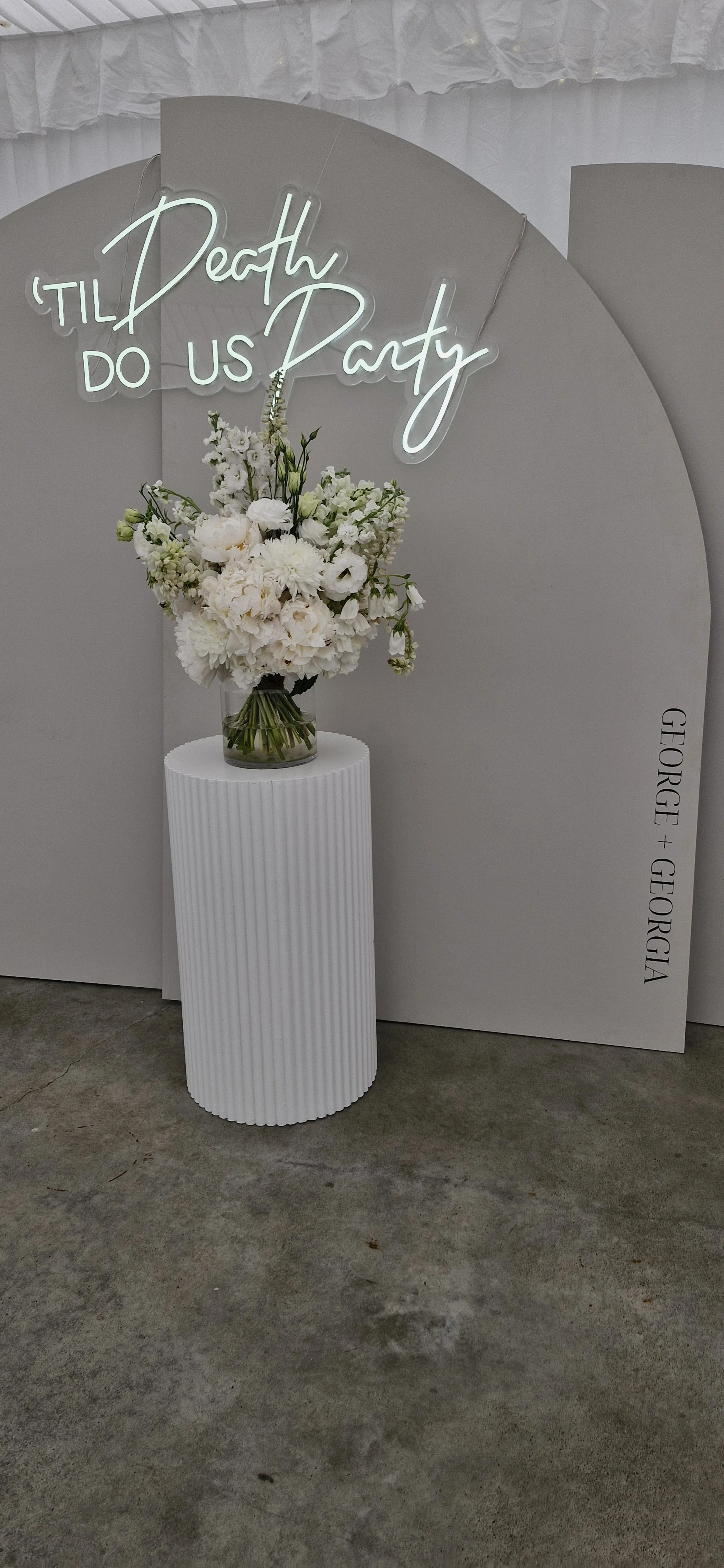 Medium White Ribbed Plinth.jpg