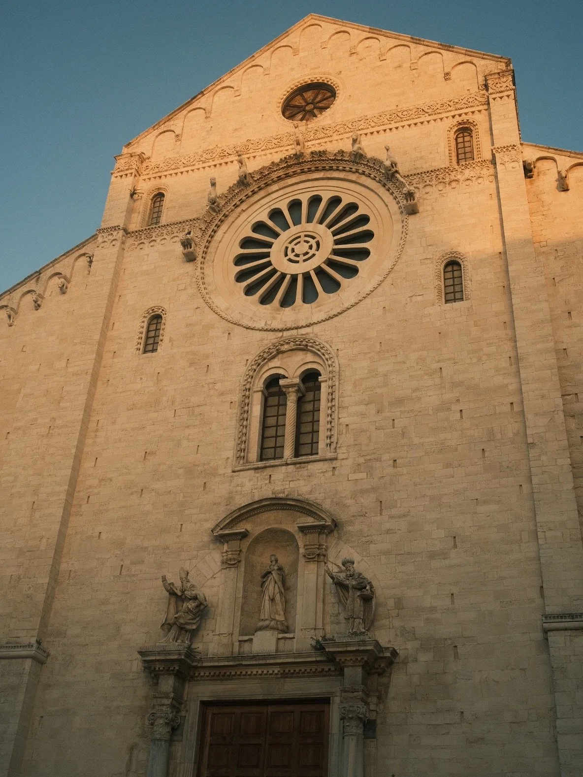 Puglia on [fuji]film 📷 

#puglia #italytravel #monopolipuglia #fujifilmphotography #travelinspo