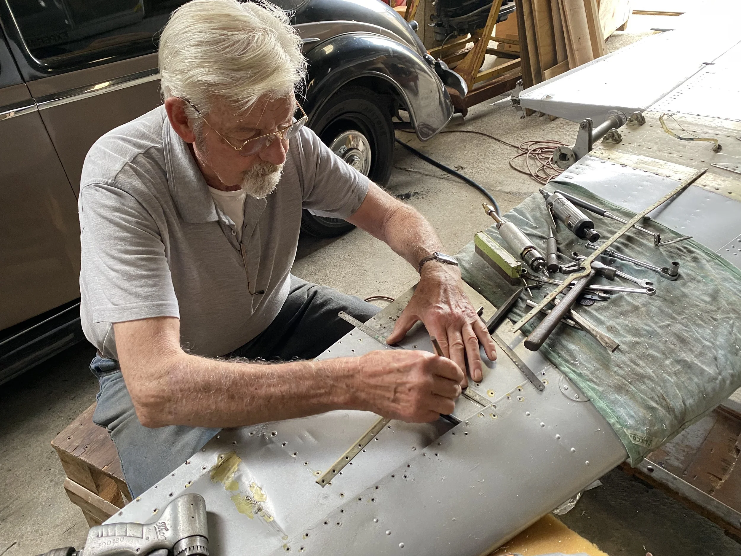 stan repairing tailplane 2.jpg