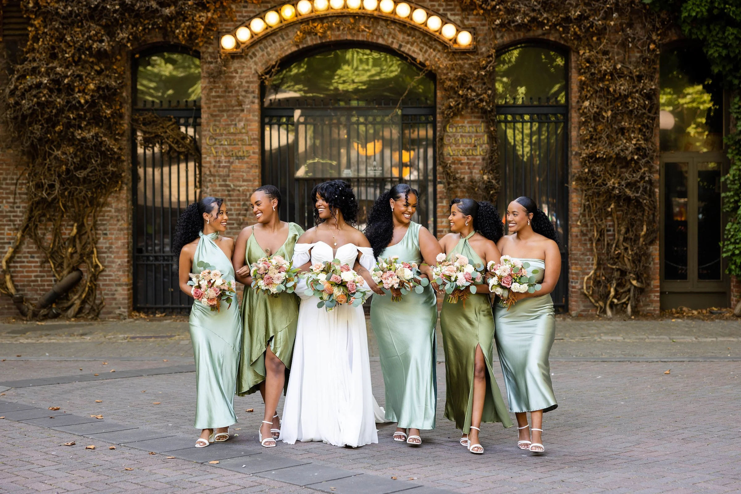 TacomaWeddingPhotographerLisaMonetPhotography50 (1).jpg