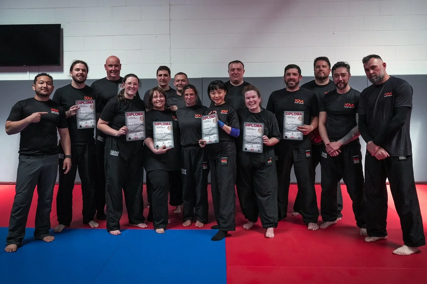 Well done 👏 everyone. Congratulations 🙌 on your participation and Achievement at the UK Krav Maga Seminar and Grading. 4-5 hrs of grading. 

#kravmaga #selfdefenceschool #selfdefencetraining #selfdefence #seminar #grading #combatives #selfdefense #