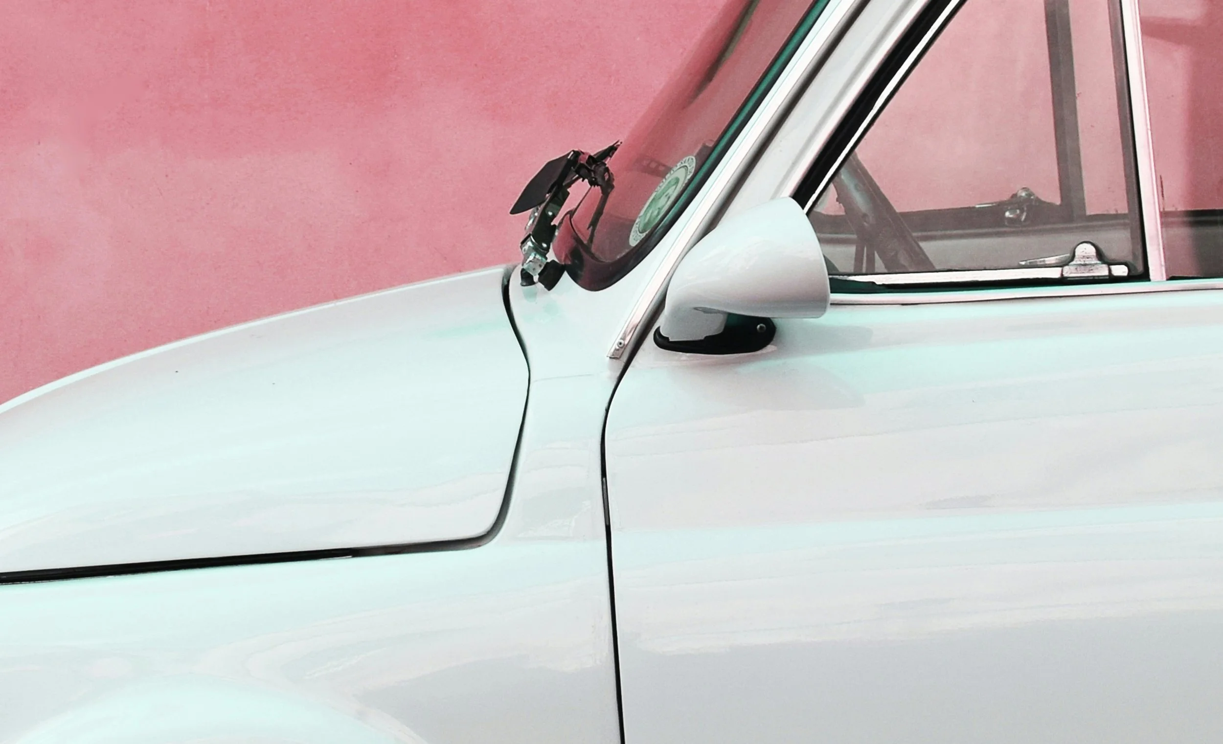 Retro car illustration for car buying help in Metro Vancouver from Turn the Deal