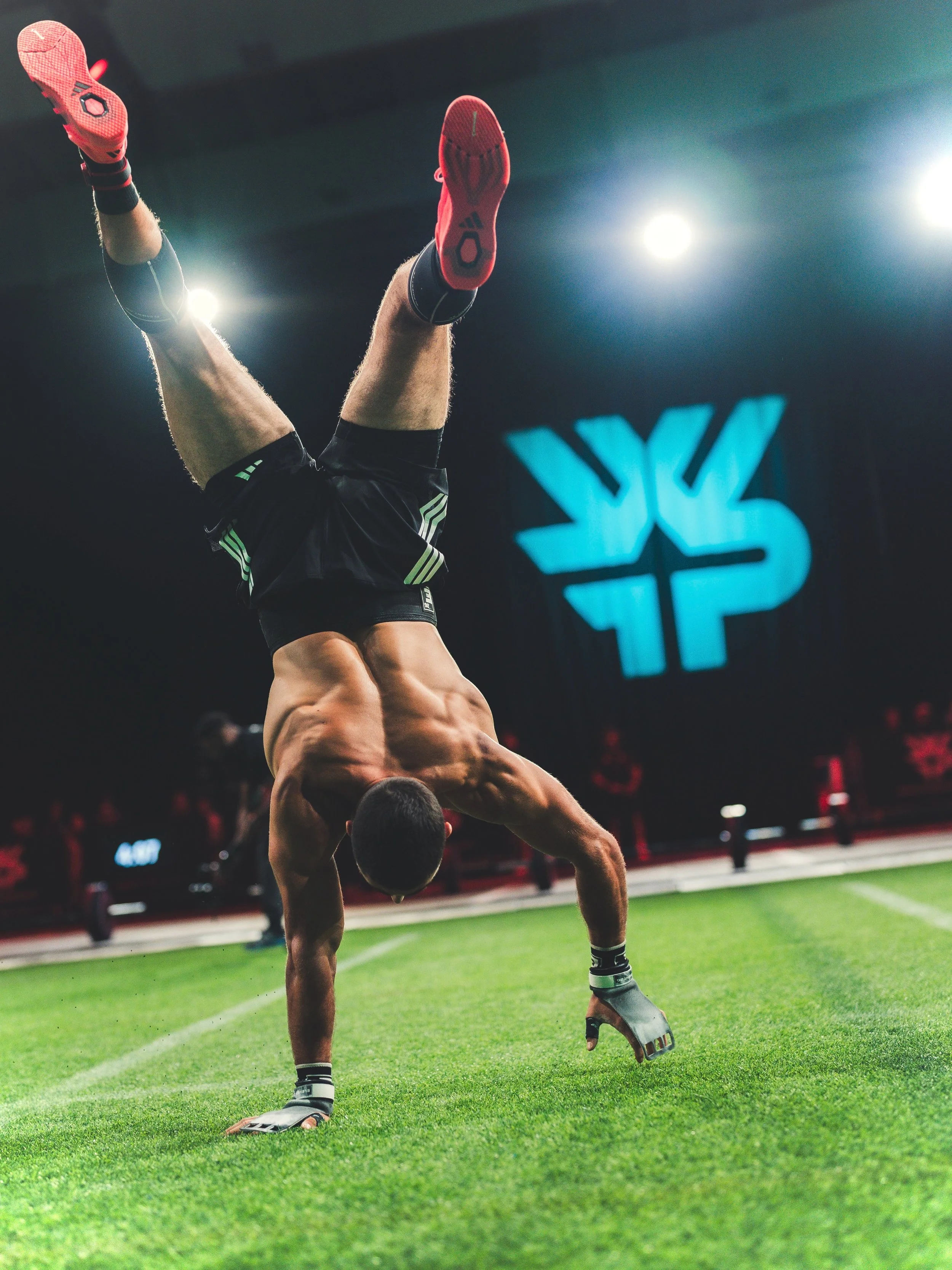 WFP grand park pro highlights ⚡️

ft @spraguerrrr @h_blackk @danaparan @alex_kotoulas  @laurahorvaht @pvellner @andreasolberg @tolakinyo54 
@worldfitnessproject