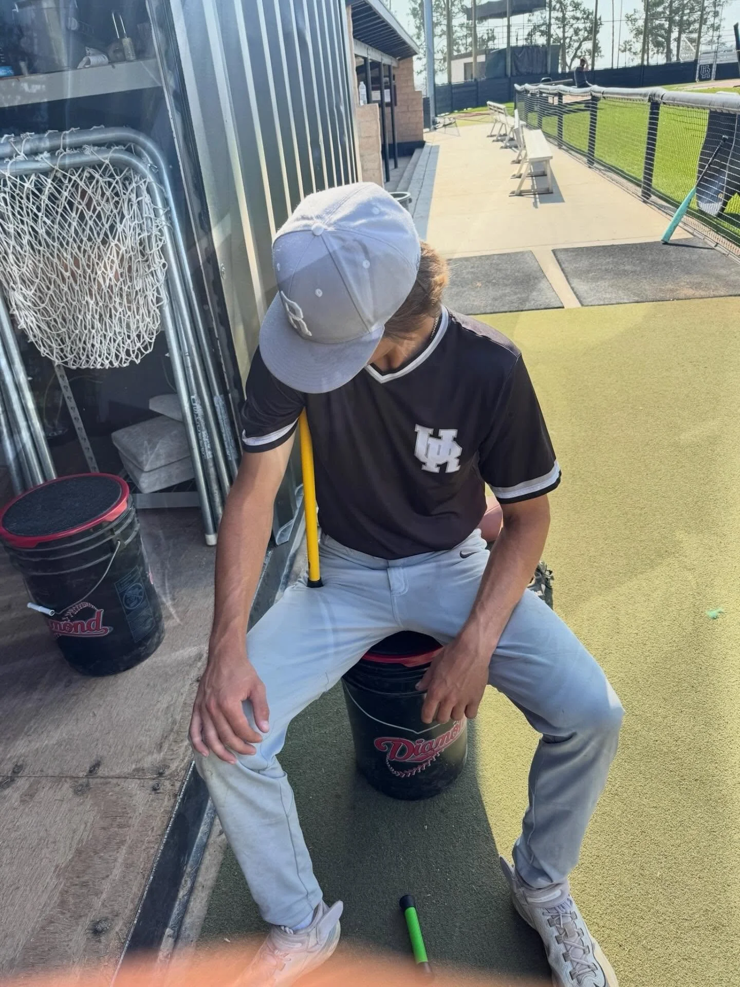 University of Redlands being introduced to The Pro Reliever!! Transforming the way players feel, unlocking all the tight spots helping them be at there best when it matters most.