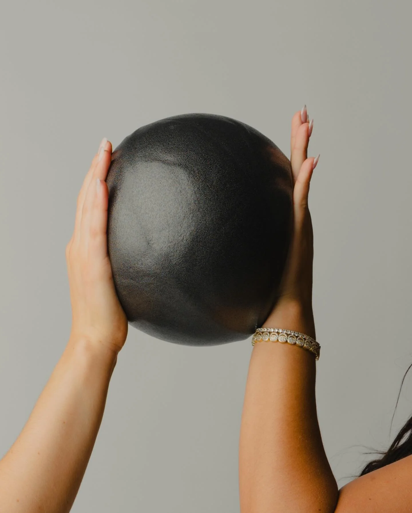 Collaboration is key to thriving.
At Mondays, we believe in the power of connection—knowing you’re never alone and embracing those moments when asking for help leads to growth. Together, we create something greater.
YOUR MONDAY MOVEMENT