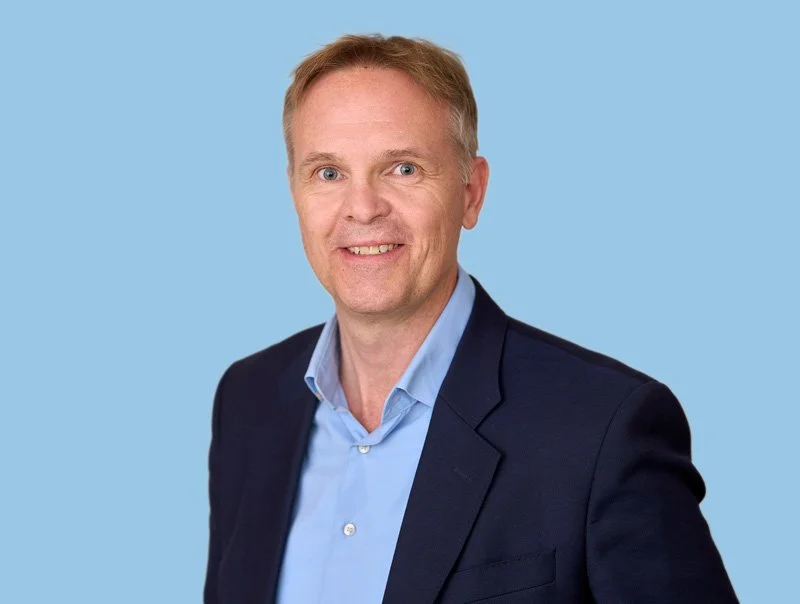 Bjorn-Harald-Brodersen_blue.jpg