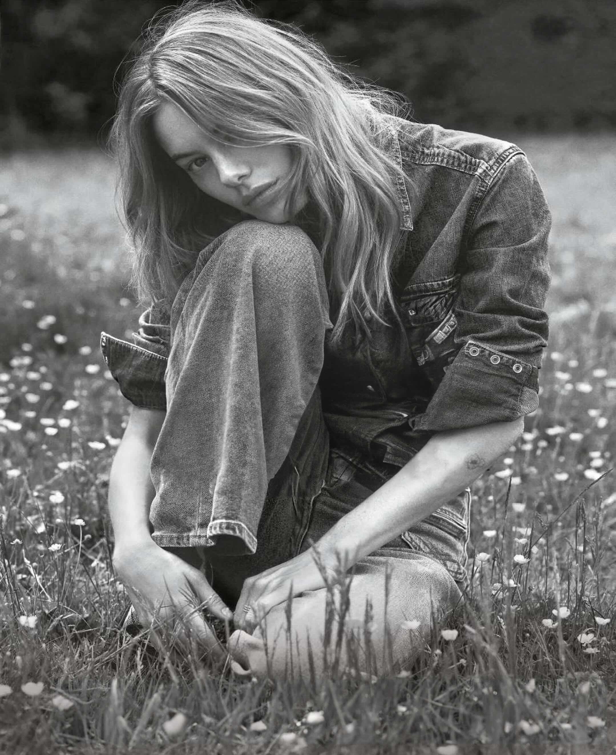 Elle - Camille Rowe - Laurie Bartley