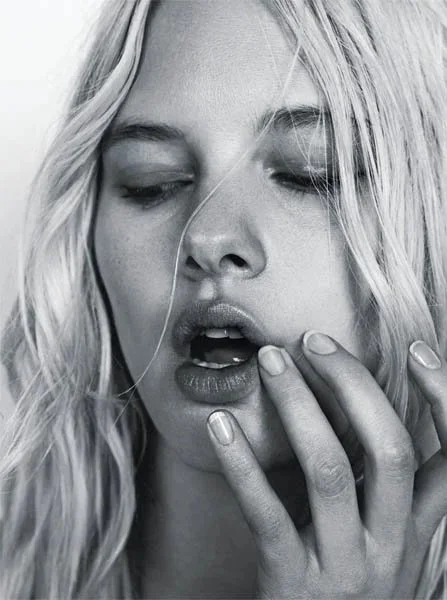 D Repubblica - Gregory Derkenne 