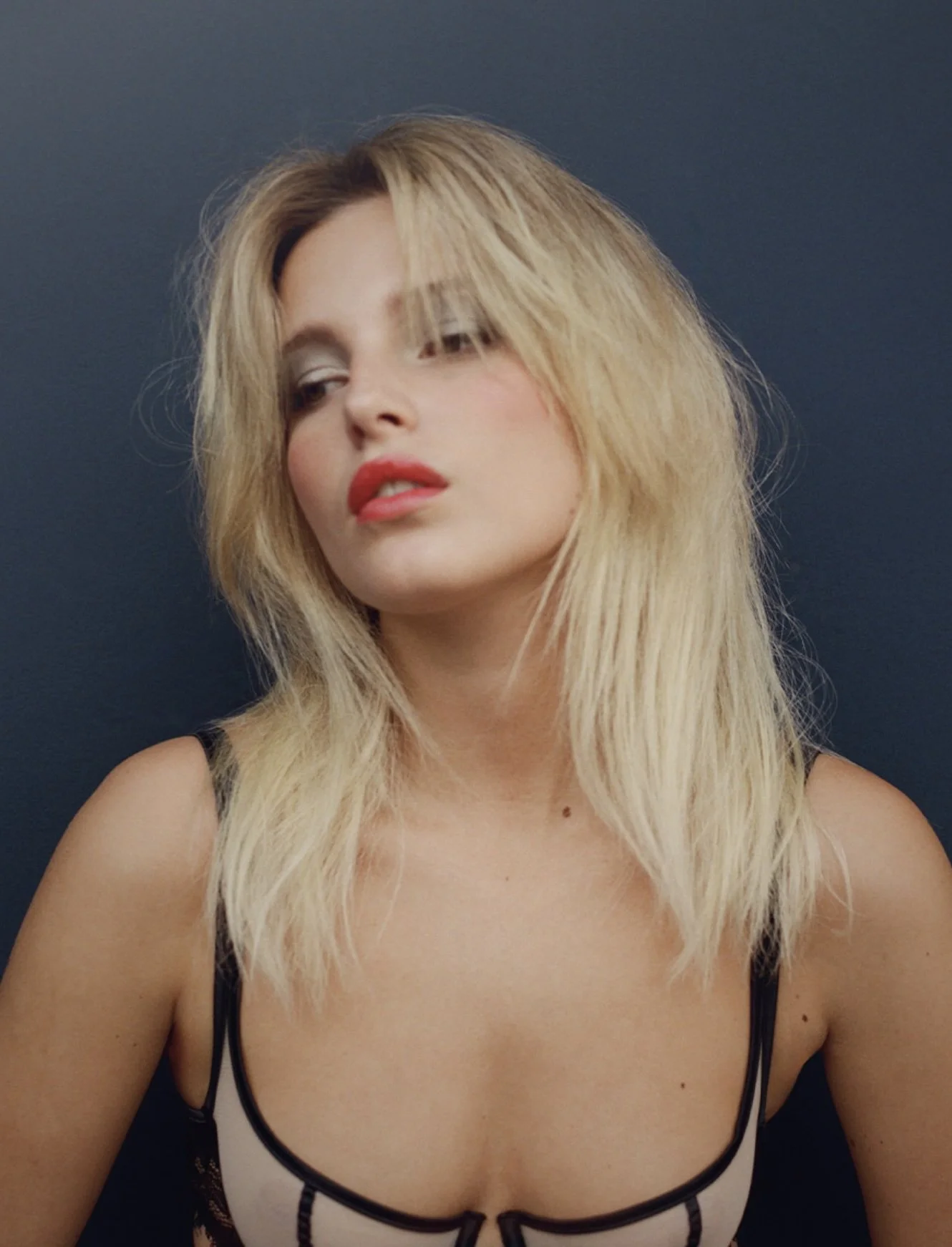 Yasmine Eslami / Beauty