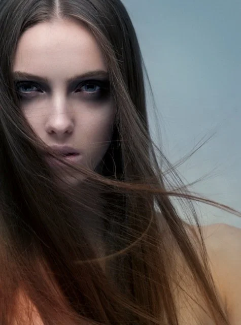 Hair Stylist: Caroline Bufalini