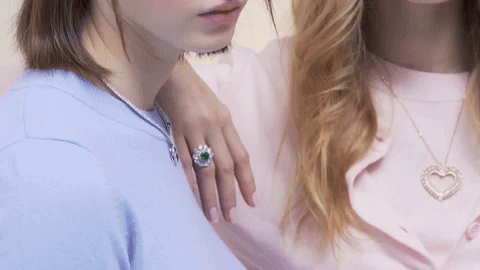 Citizen K - Manicurist: Huberte Cesarion