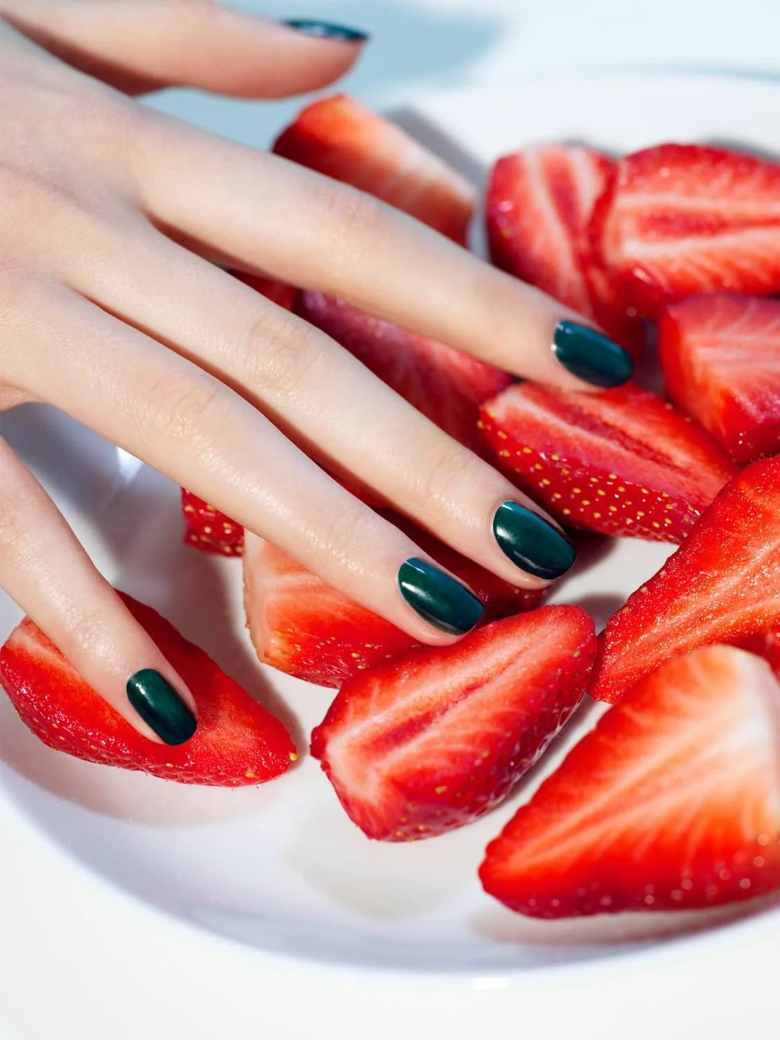 Manicurist: Huberte Cesarion