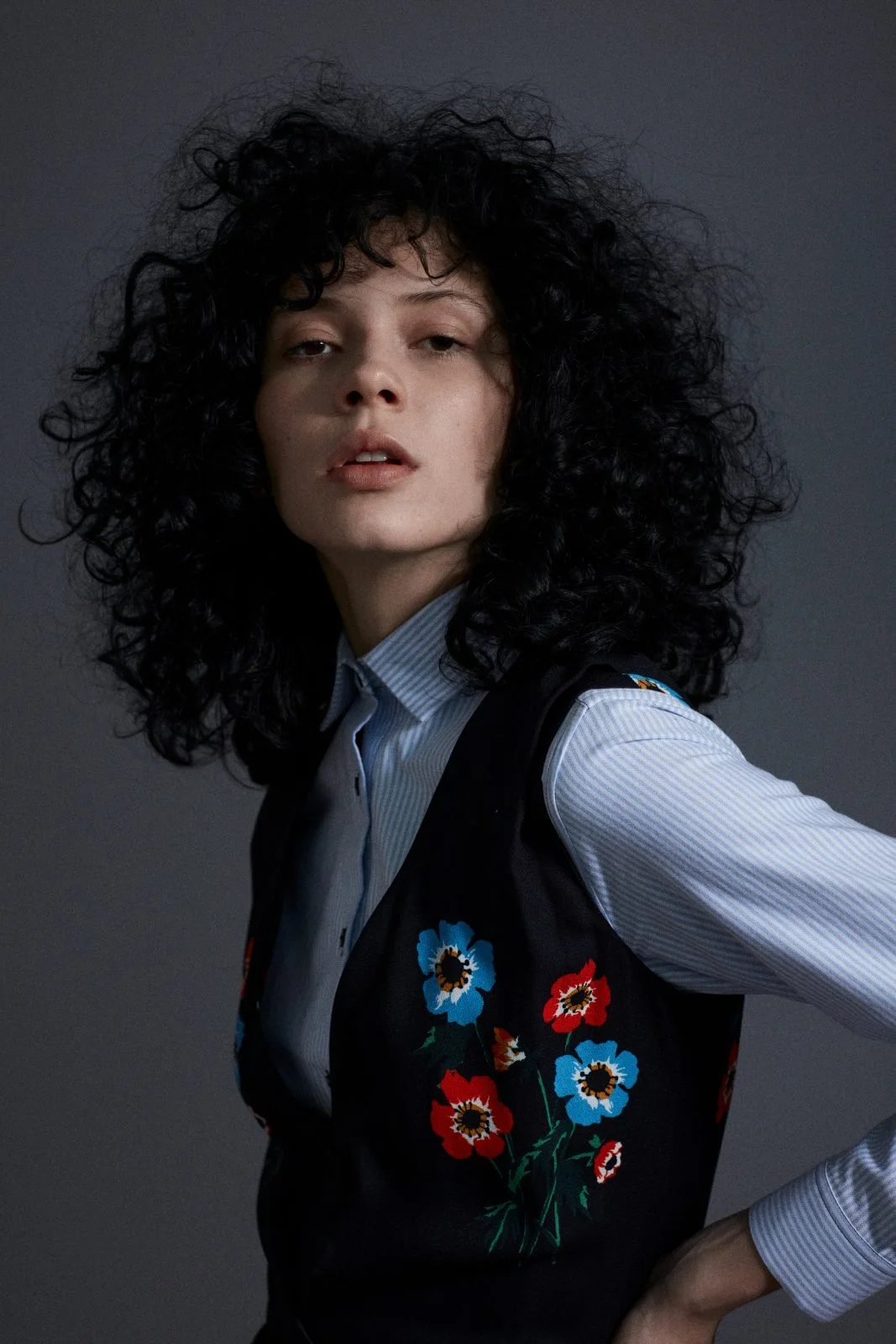 V + Y - Dominique Richon - Hair & Makeup: Corinne Fouet