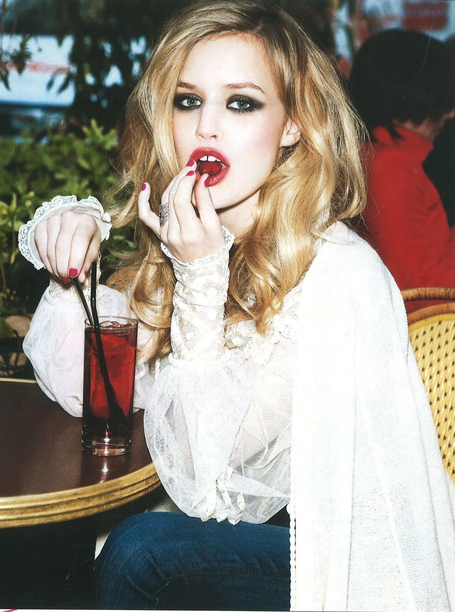 Manicurist: Huberte Cesarion