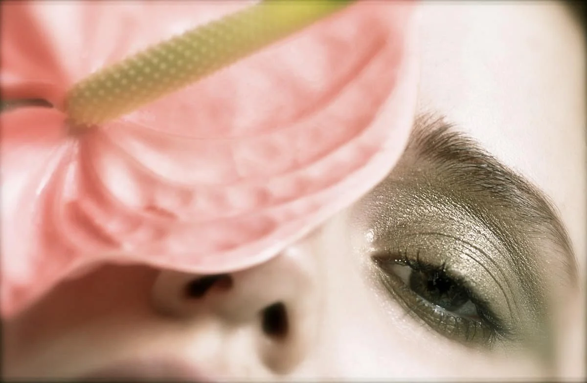 Makeup Artist: Delphine Ehrhart