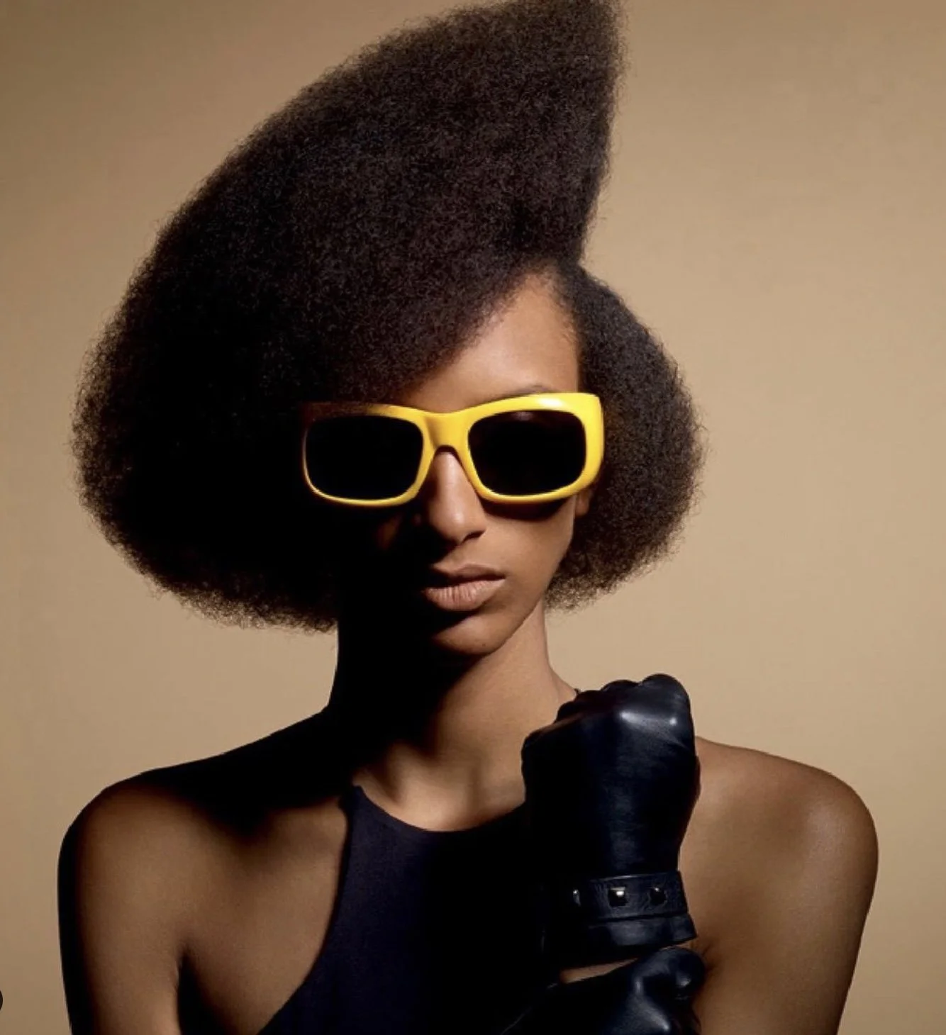 Ubikwist - Philippe Kerlo - Hair Stylist: Vincent de Moro