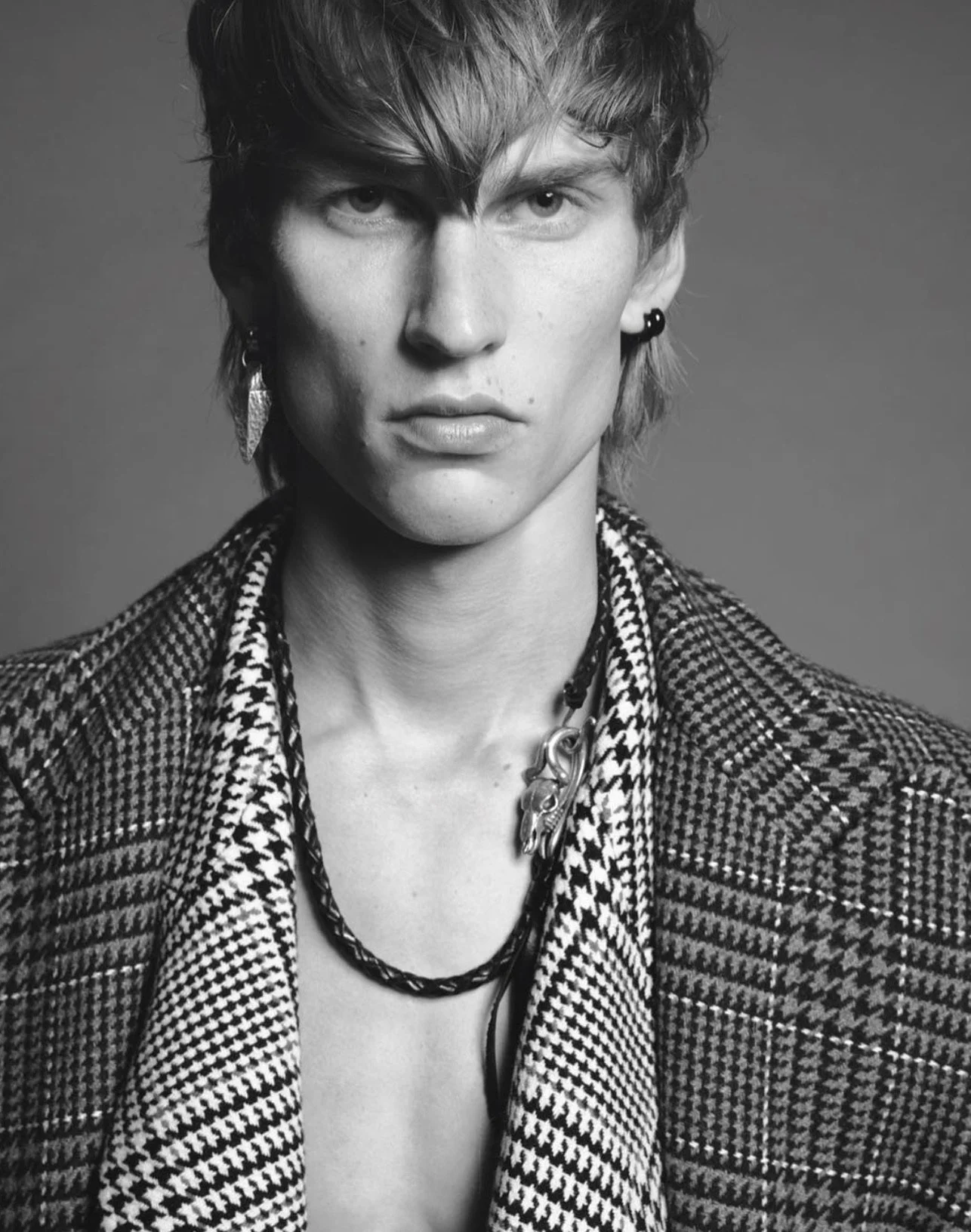 Milan Vukmirovic - Hair Stylist: Vincent de Moro