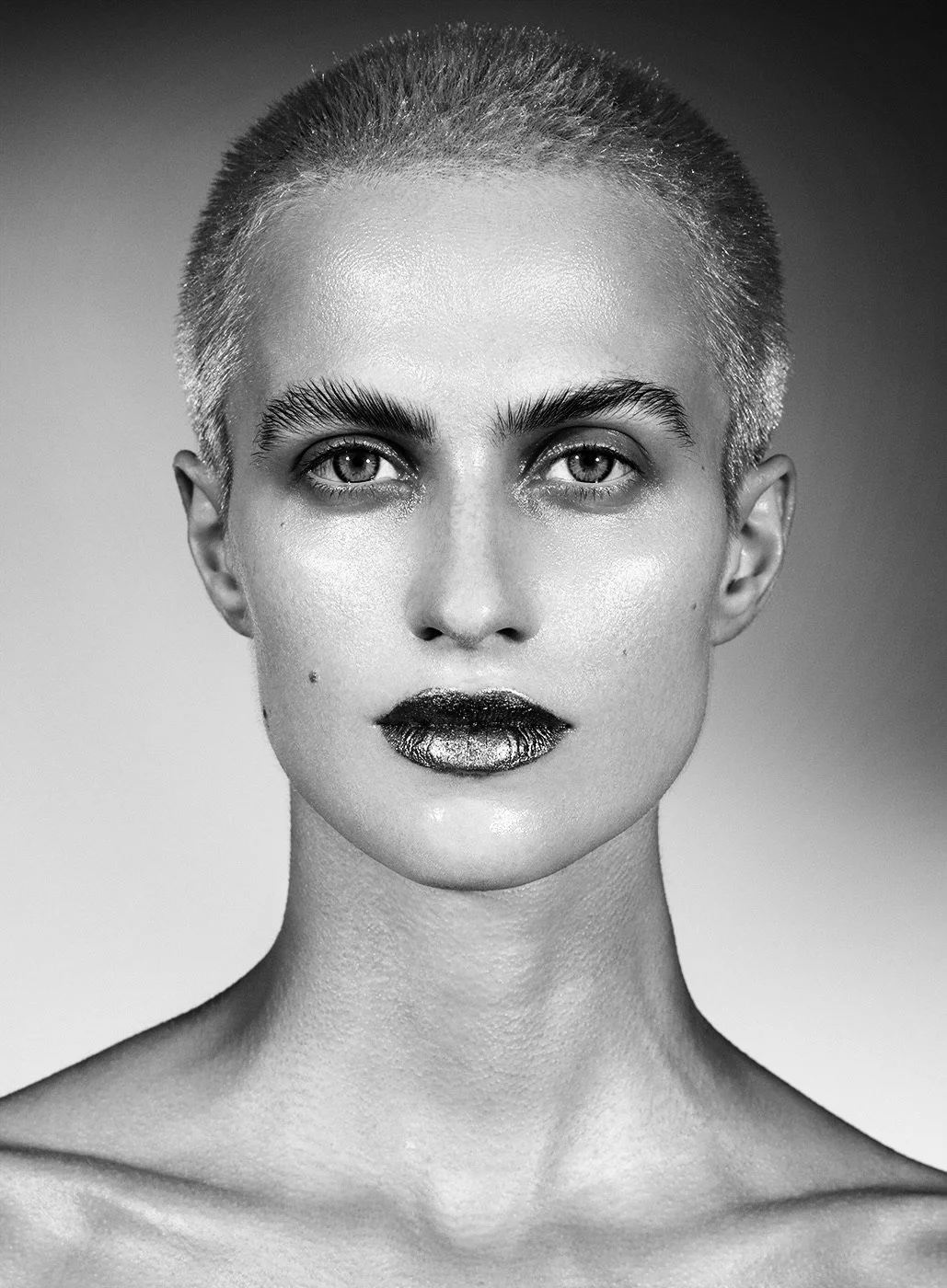 Vogue Greece - Sabine Villiard 