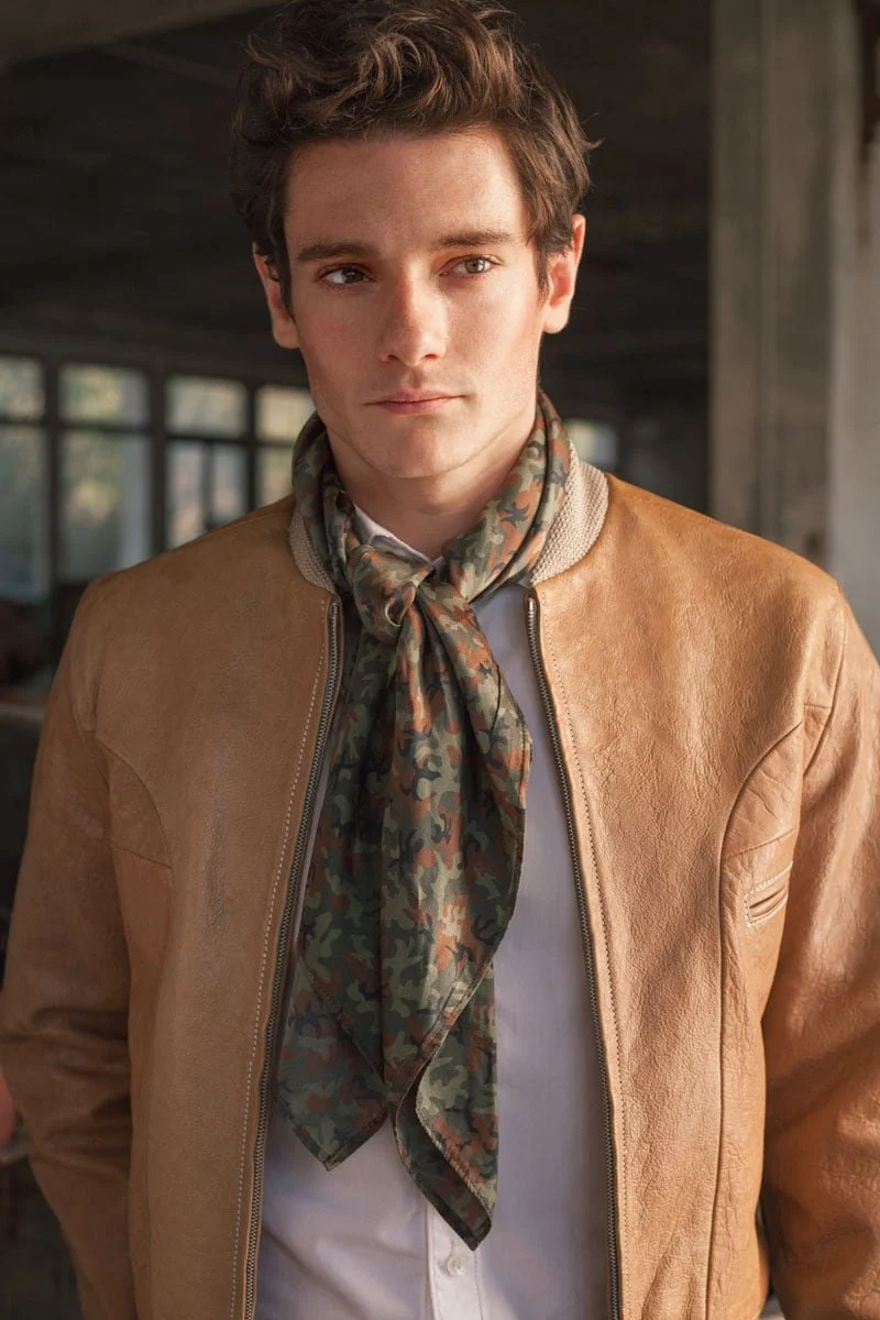 Chapel 1832 - Nathan Robin - Grooming: Elika Bavar